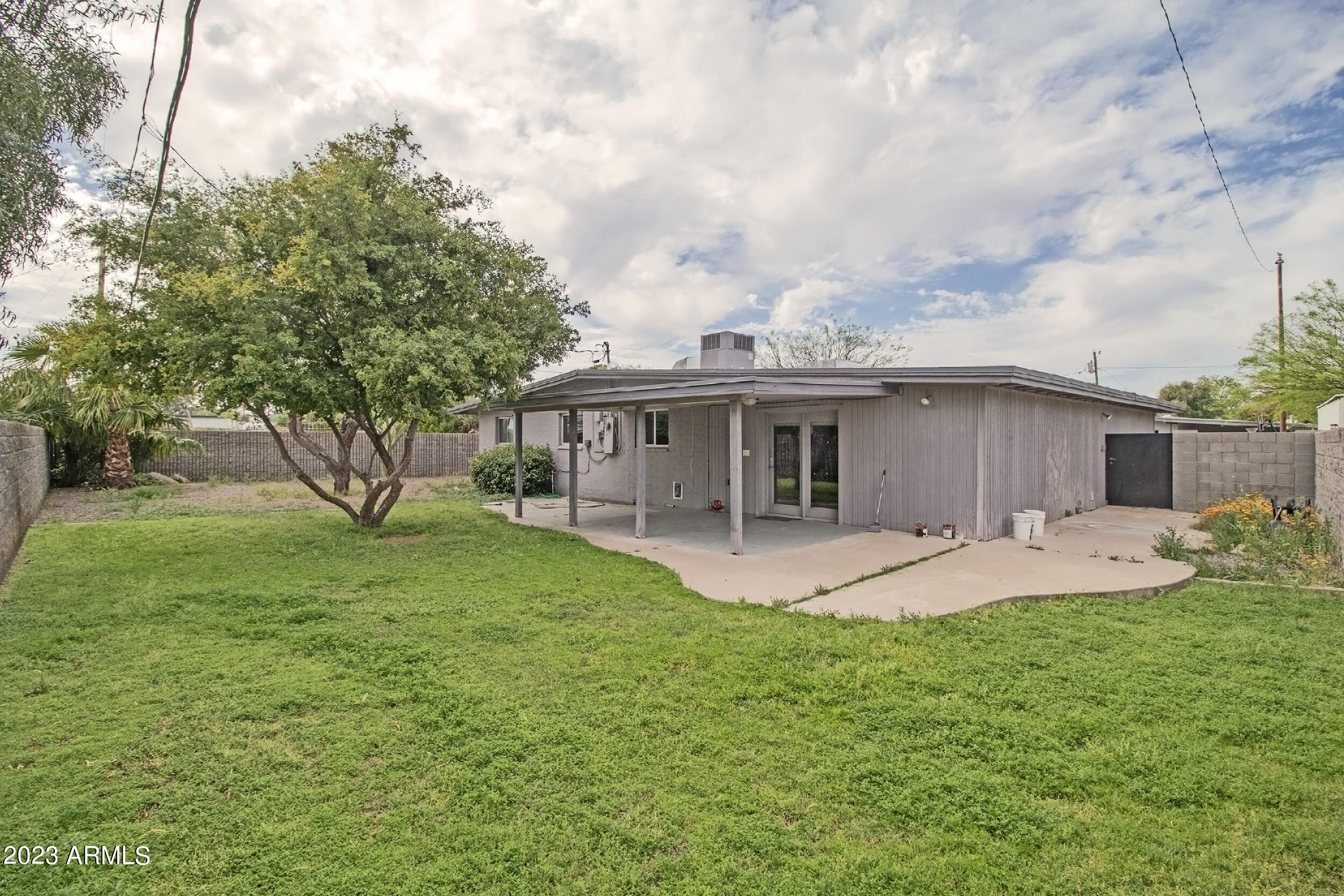 3737 E PARADISE Drive
