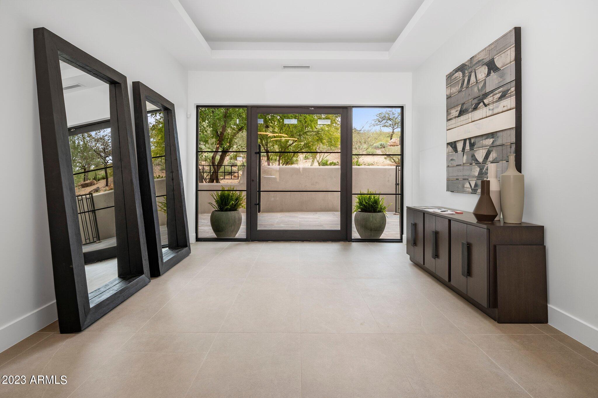 4470 E VALLEY VISTA Lane