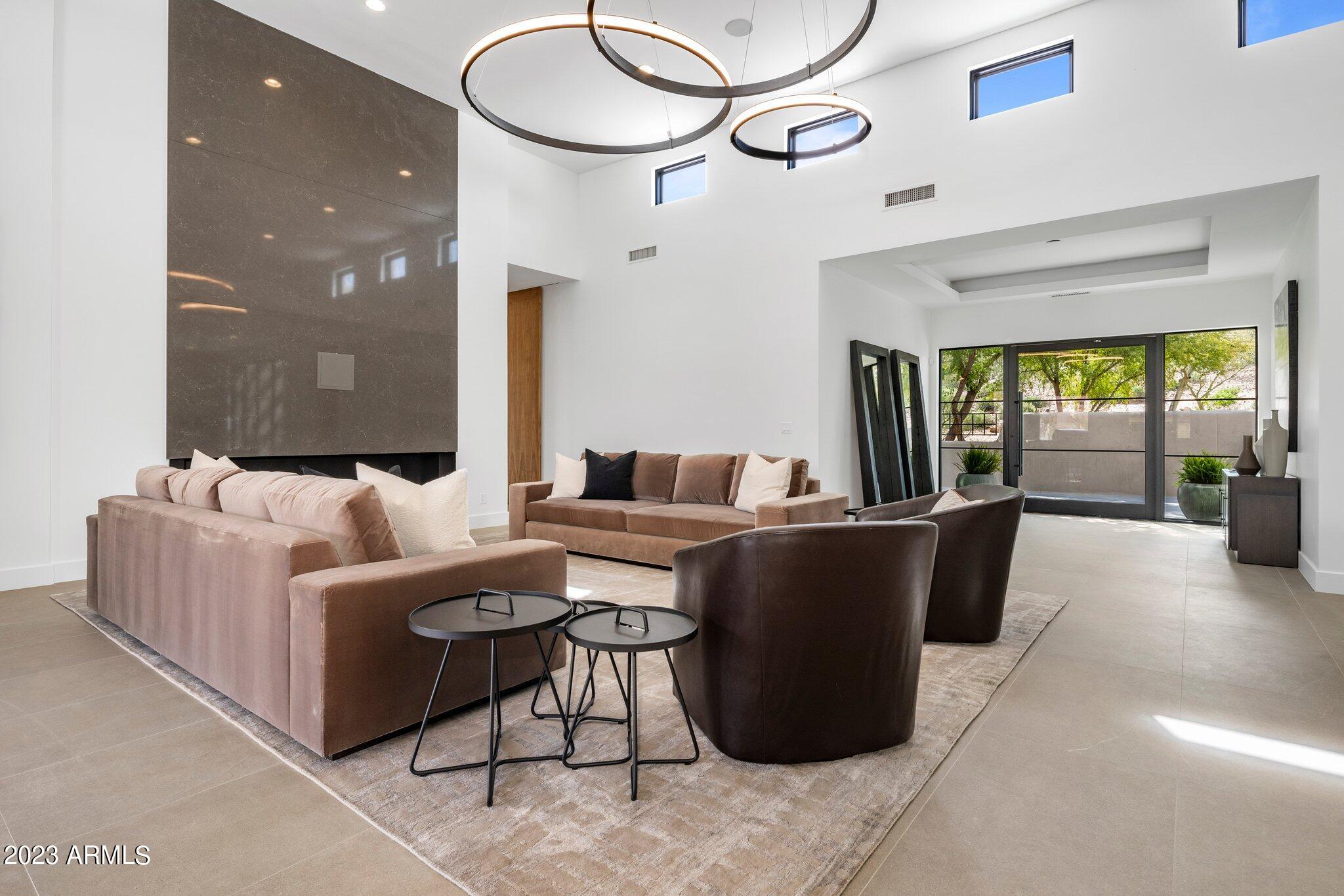 4470 E VALLEY VISTA Lane