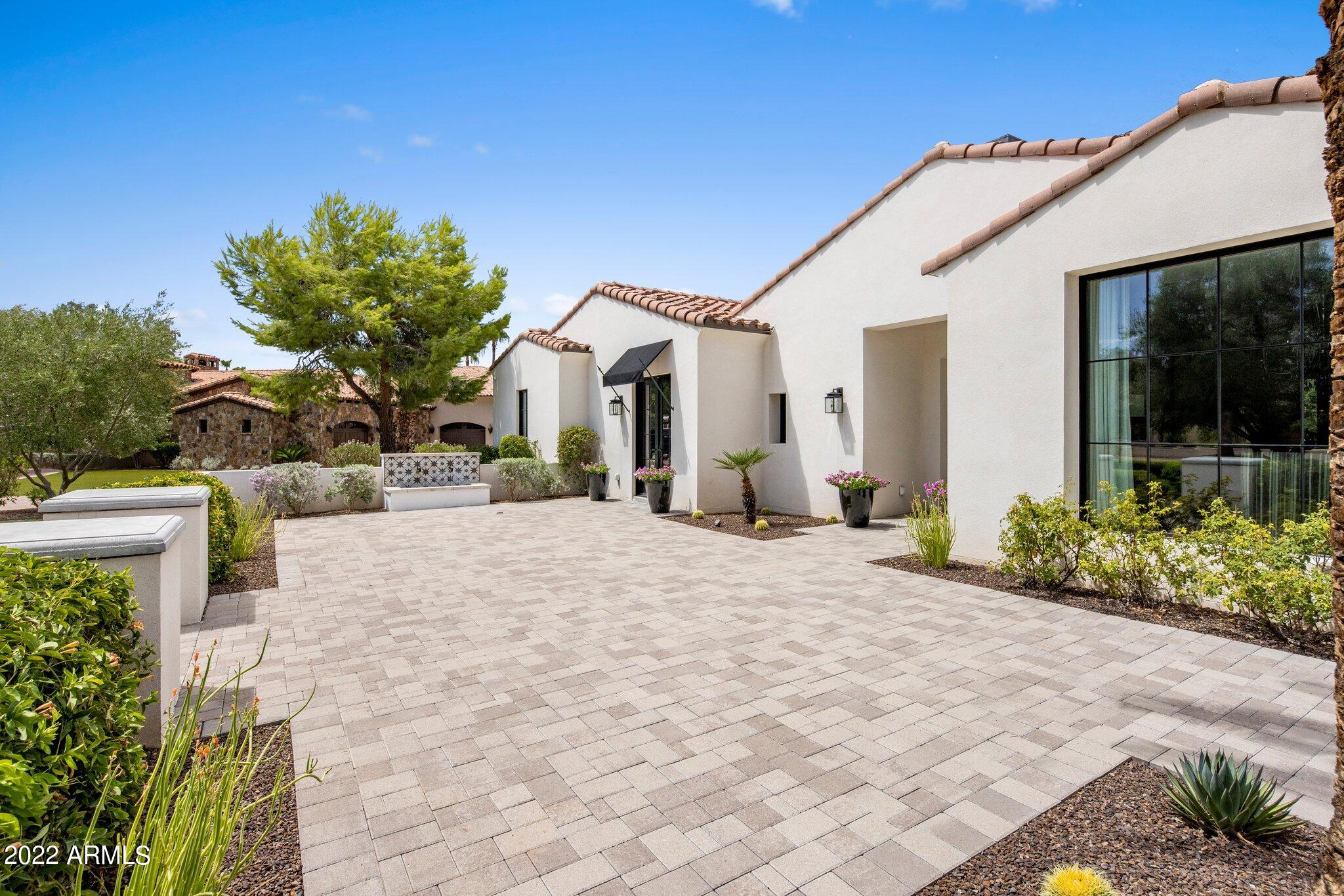 12028 N 60TH Place