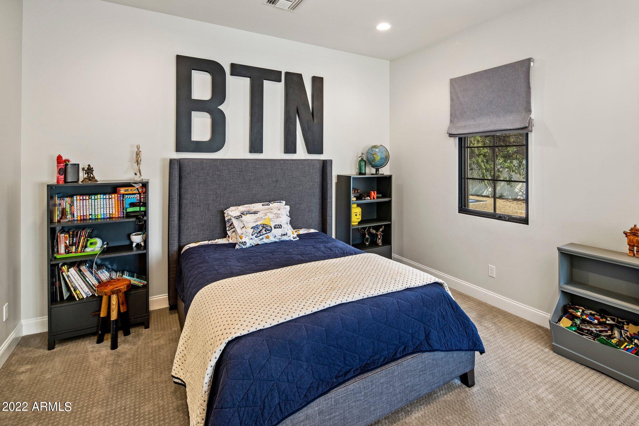 12028 N 60TH Place