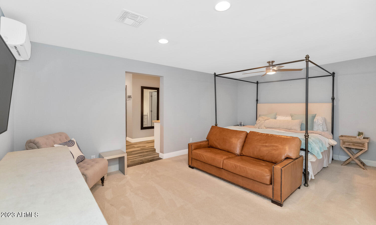 3720 E AMELIA Avenue