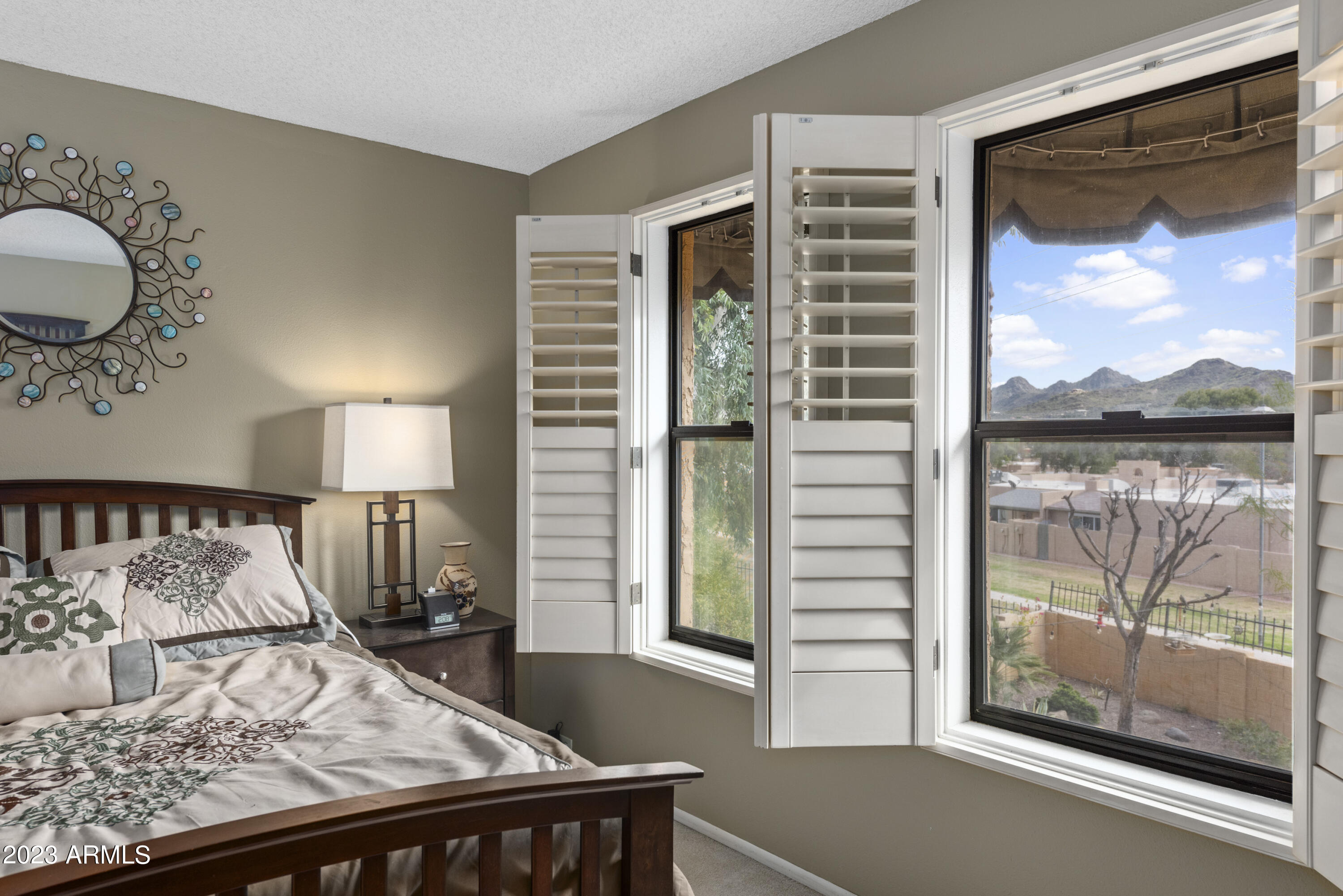 10407 N 10TH Place Unit: 2