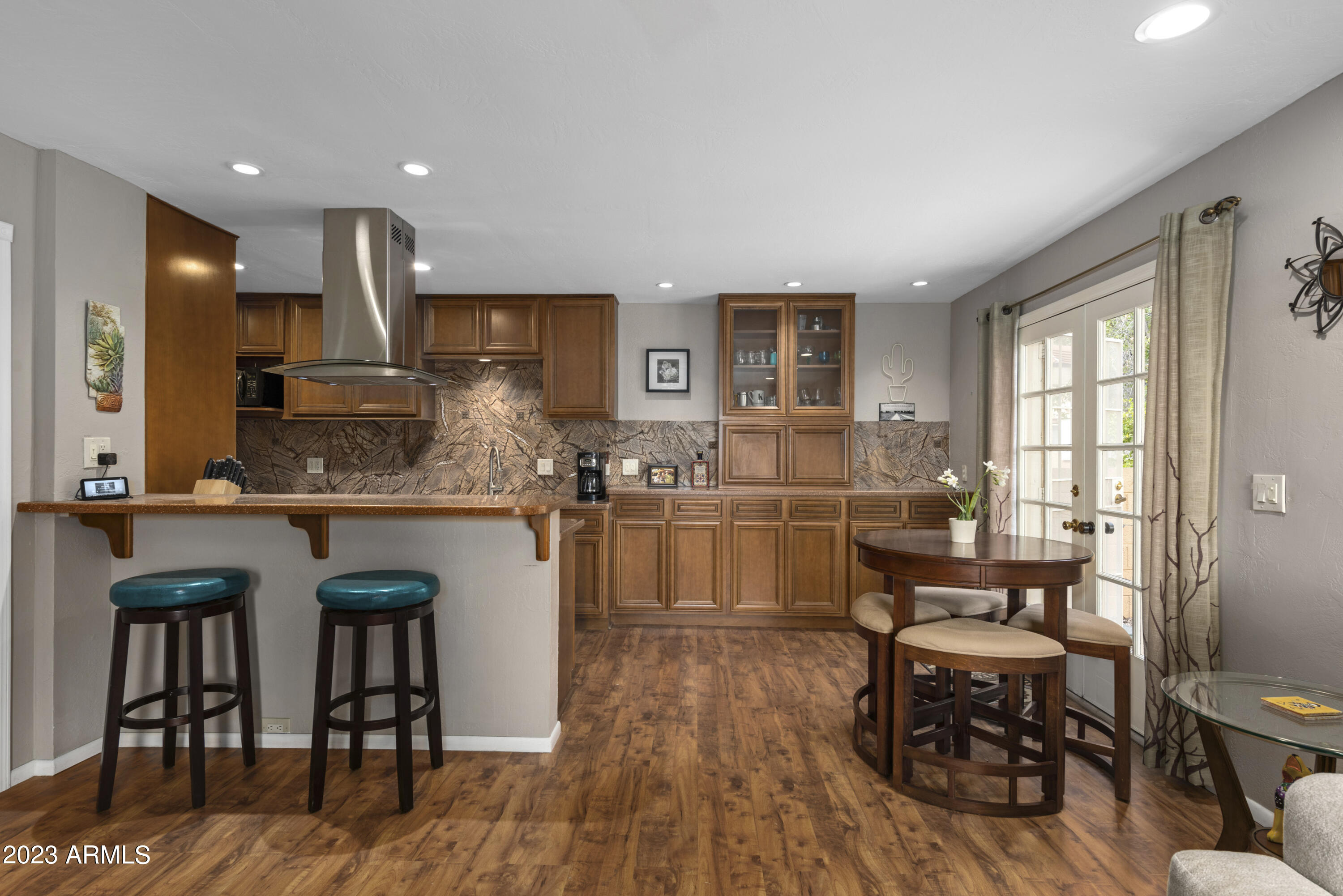 10407 N 10TH Place Unit: 2
