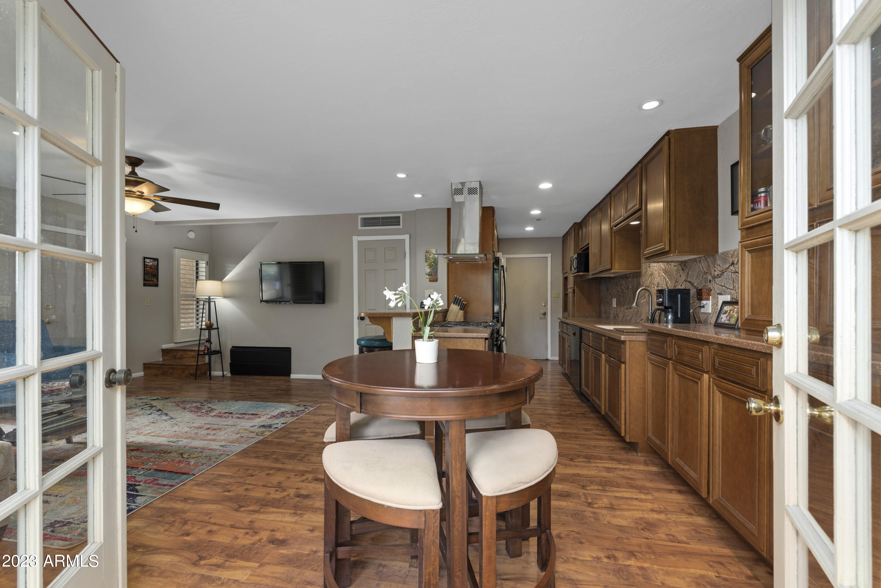10407 N 10TH Place Unit: 2