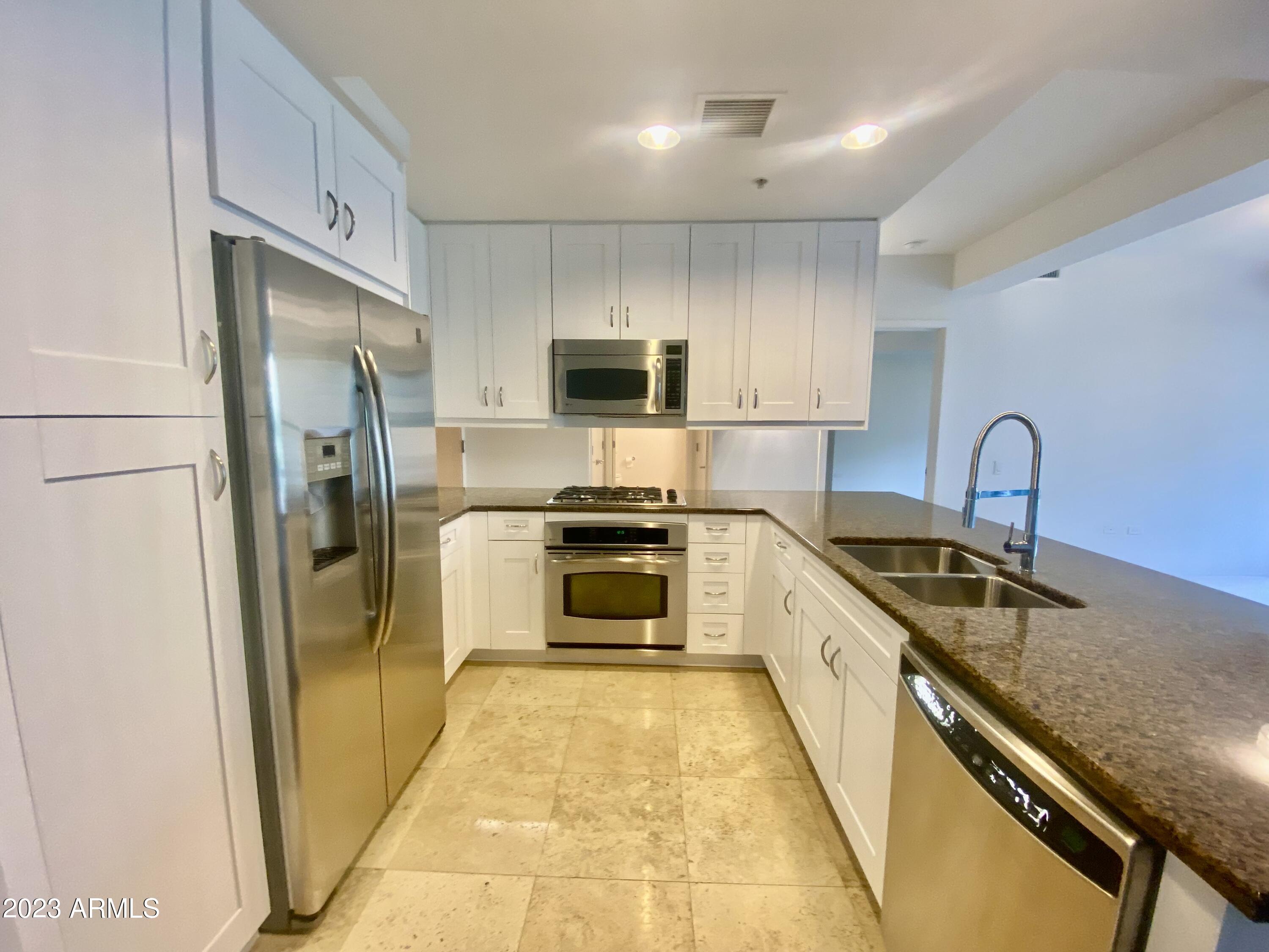 7167 E RANCHO VISTA Drive Unit: 3002