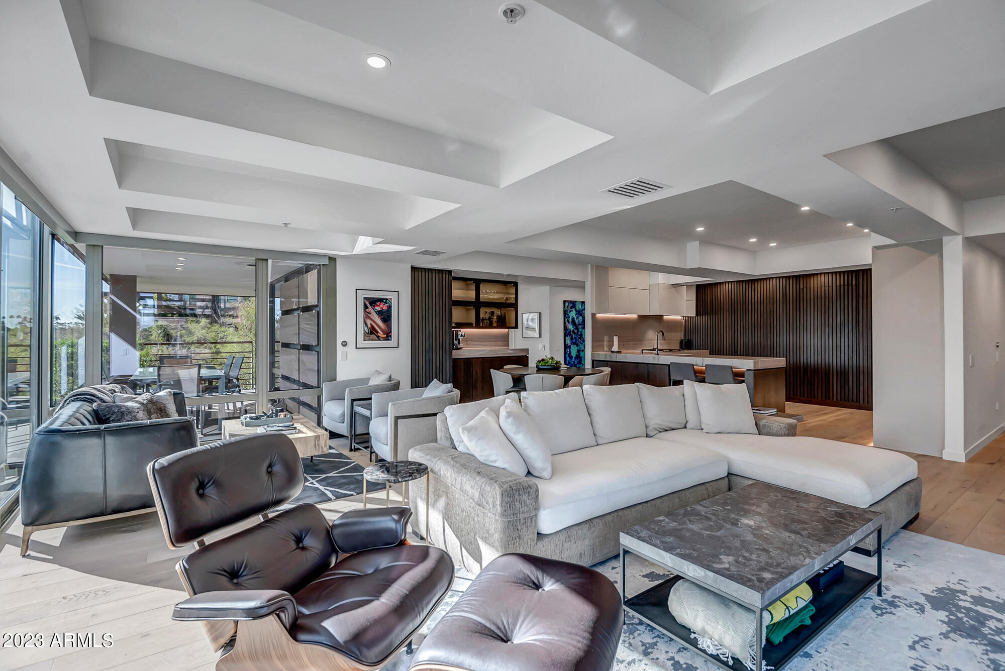 7137 E RANCHO VISTA Drive Unit: 4011