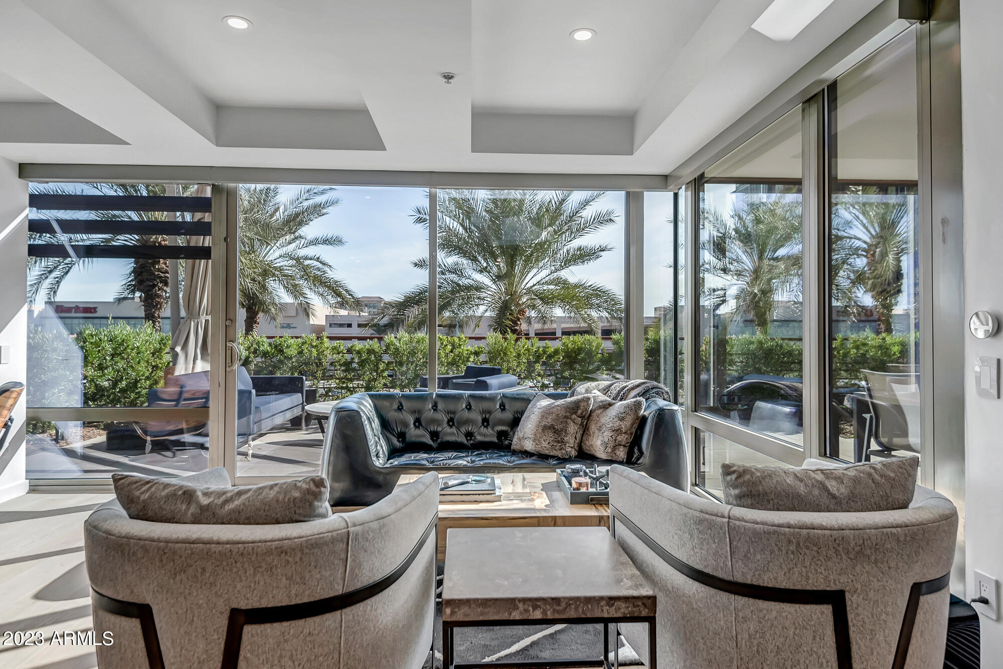 7137 E RANCHO VISTA Drive Unit: 4011