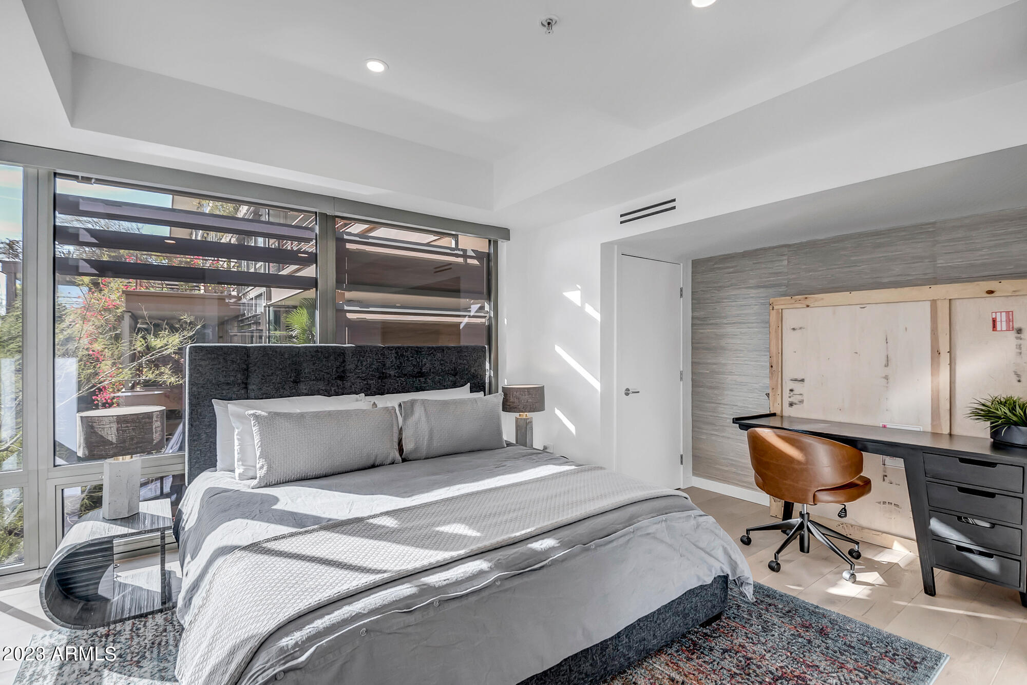 7137 E RANCHO VISTA Drive Unit: 4011