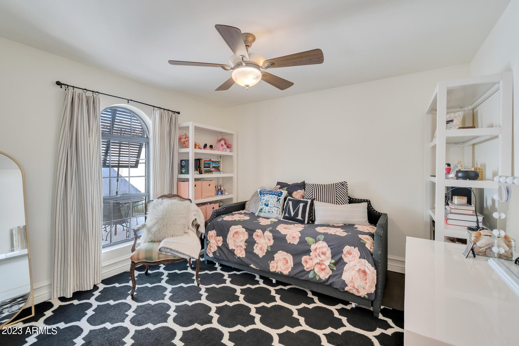 8143 E QUARTERHORSE Trail