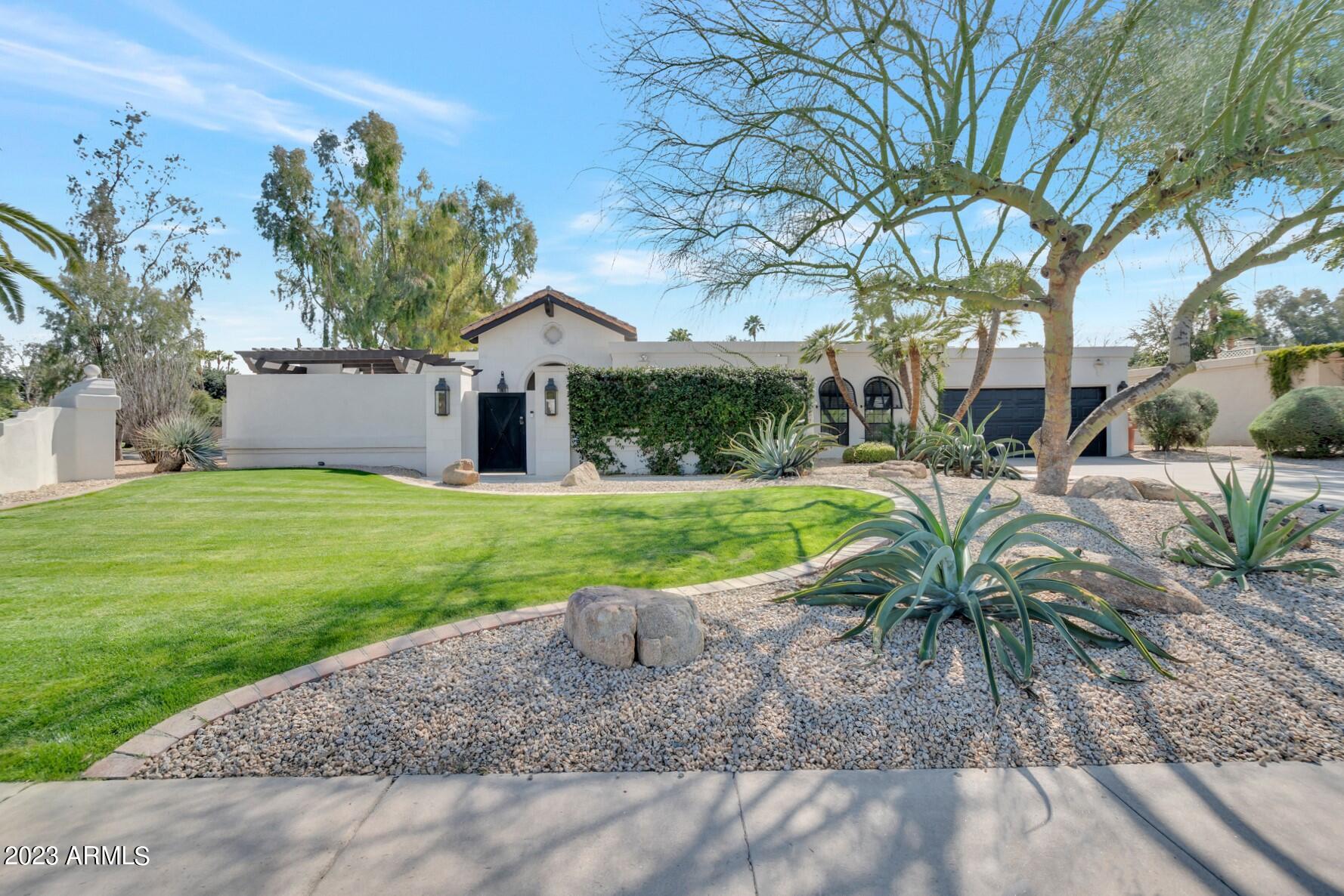 8143 E QUARTERHORSE Trail
