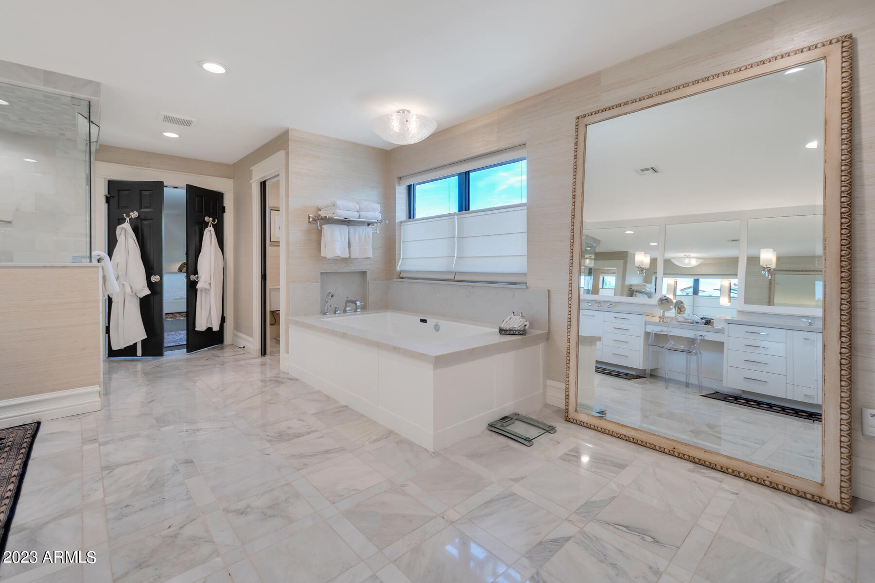 8143 E QUARTERHORSE Trail