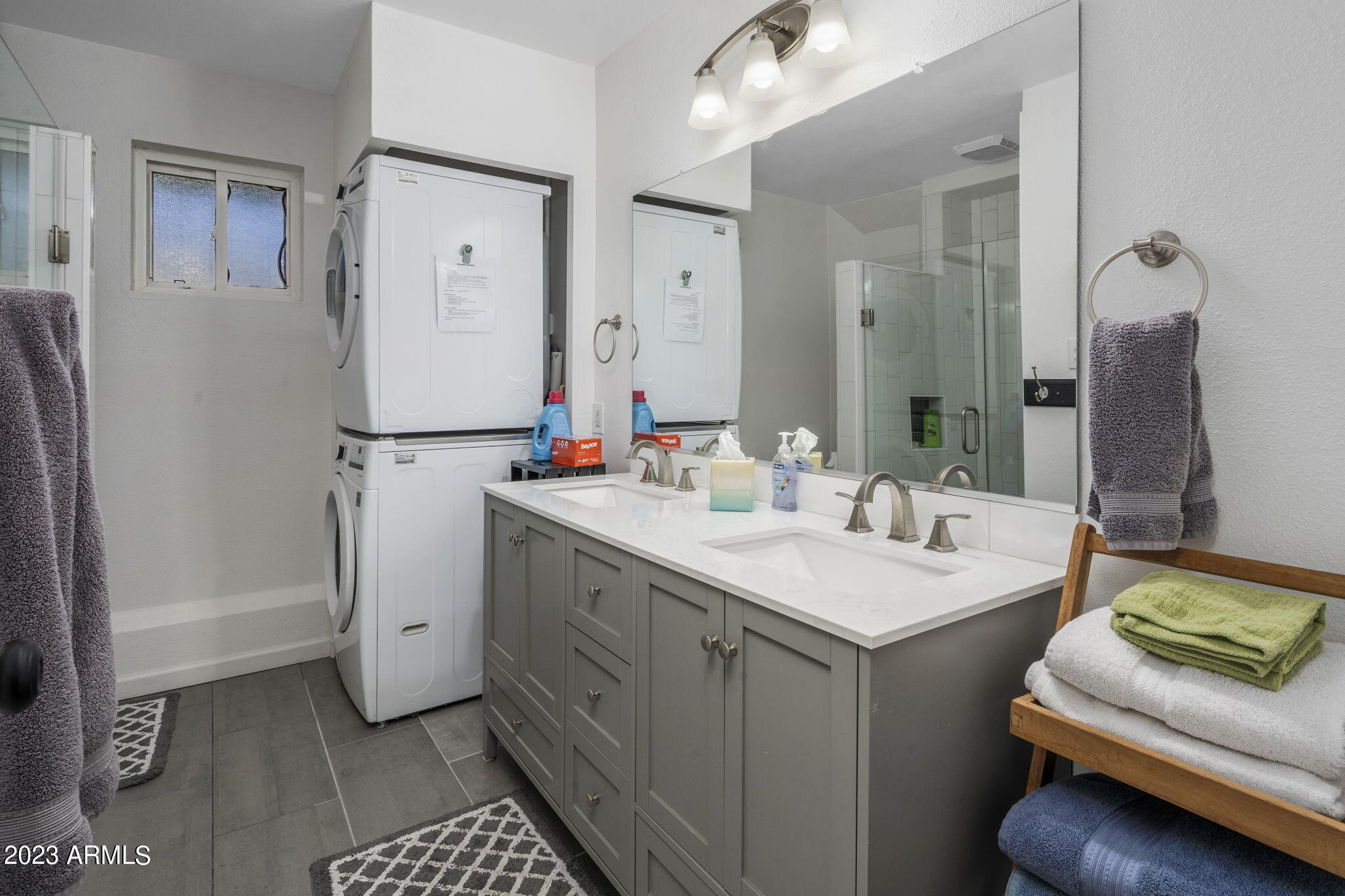 6841 E 2ND Street Unit: 2