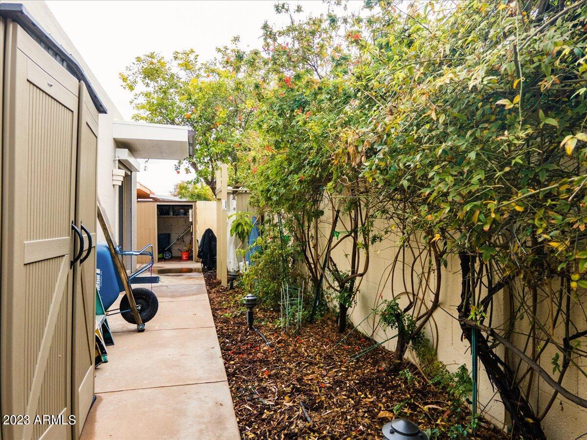 7611 E Pasadena Avenue