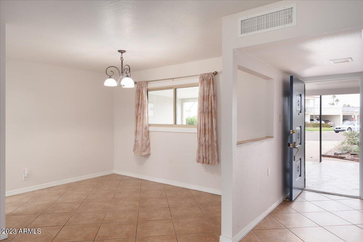 7611 E Pasadena Avenue