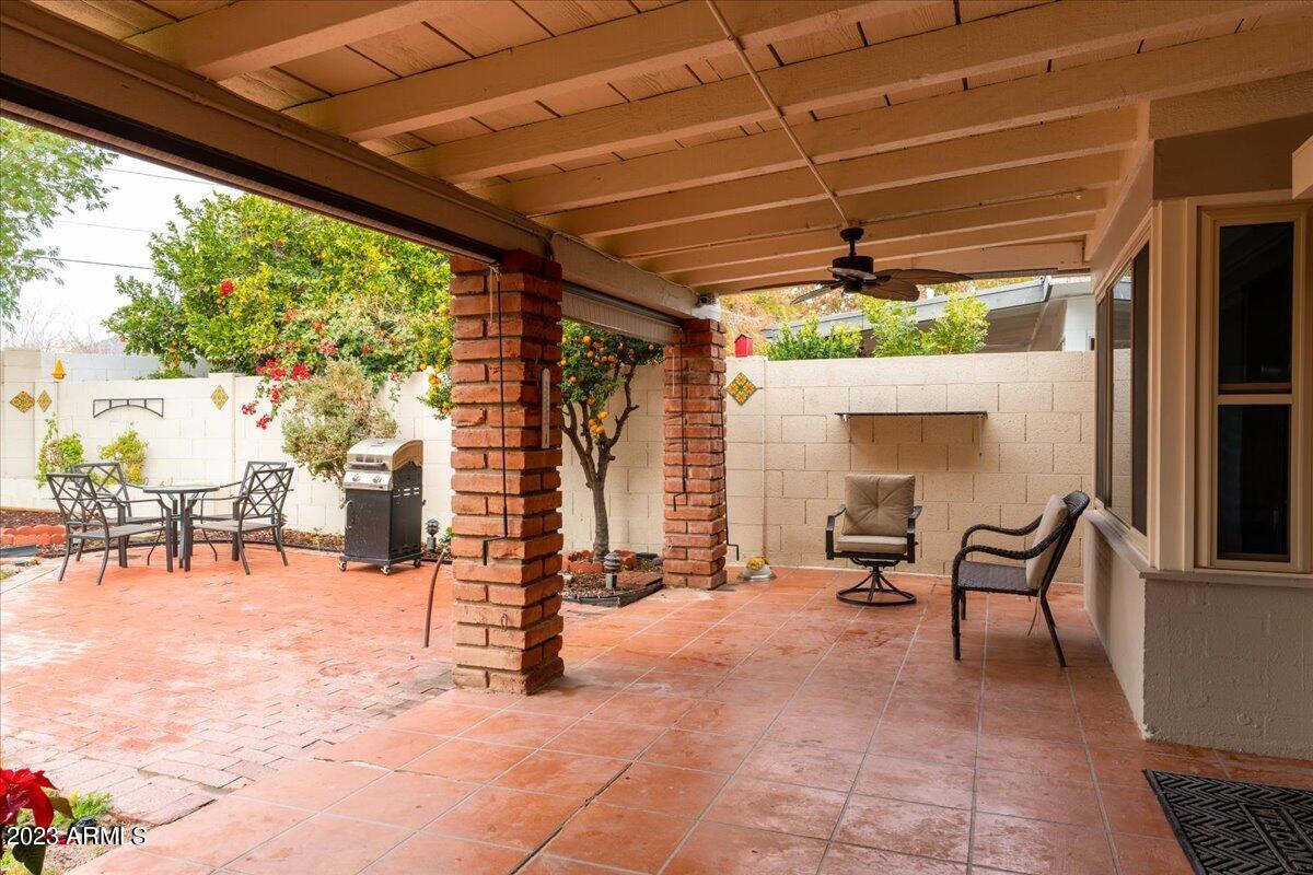 7611 E Pasadena Avenue