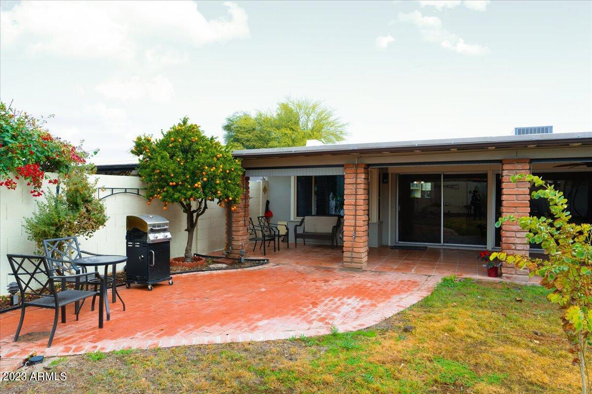 7611 E Pasadena Avenue