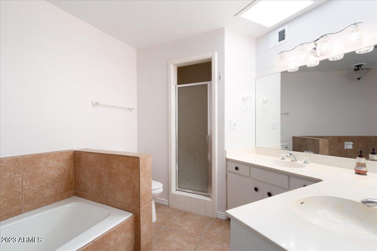 7611 E Pasadena Avenue