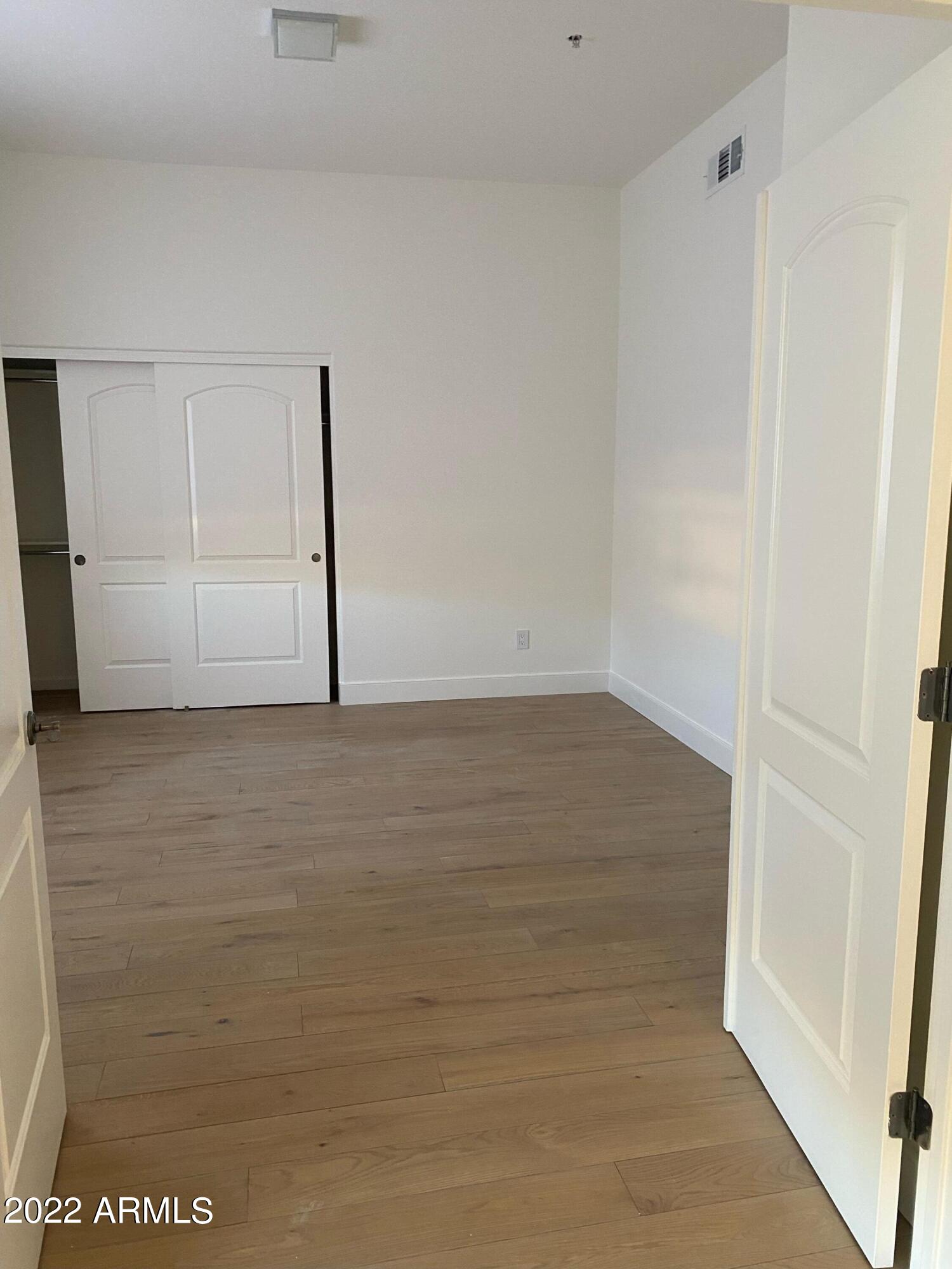 11000 N 77TH Place Unit: 2065