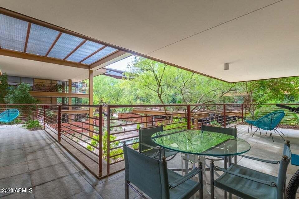 7141 E RANCHO VISTA Drive Unit: 2007