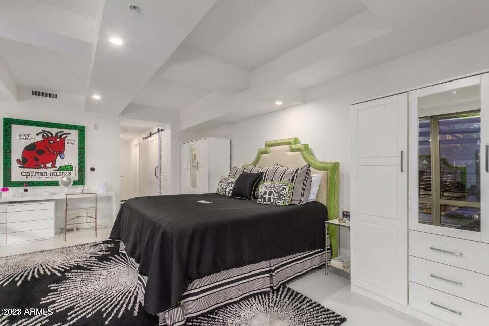 7141 E RANCHO VISTA Drive Unit: 2007