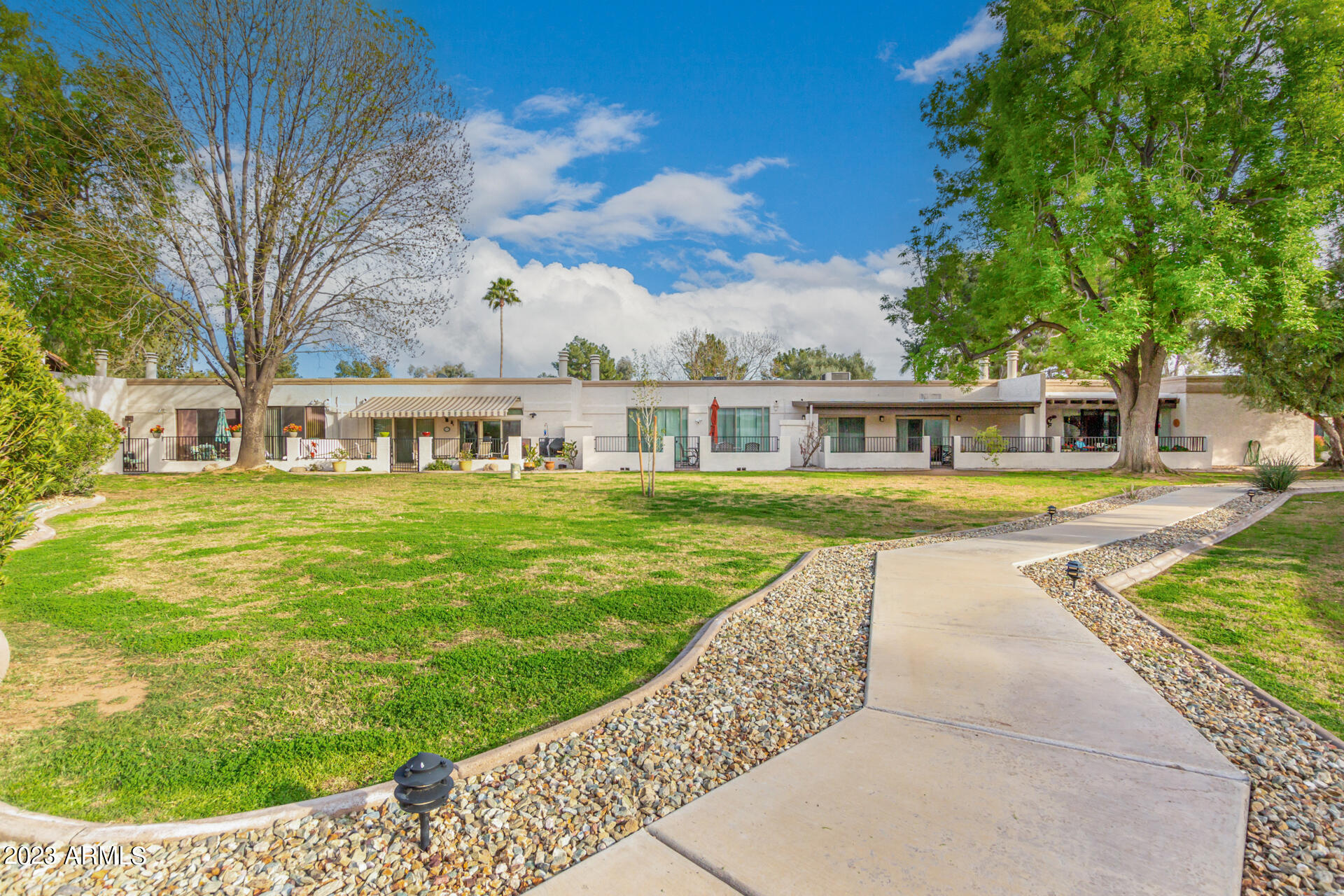 7679 E PLEASANT Run