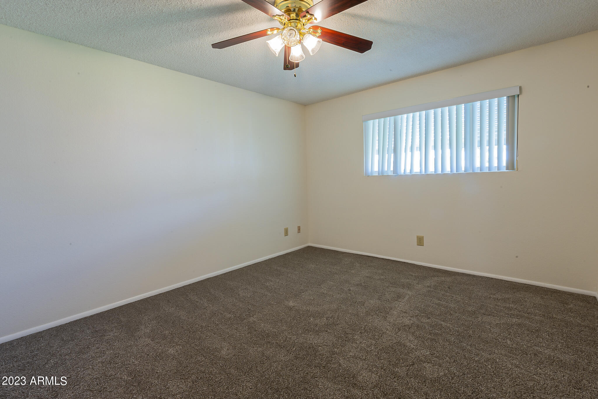 10418 N 95TH Drive