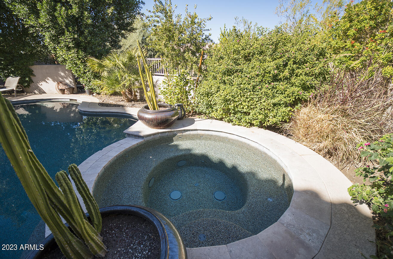 9912 E JASMINE Drive