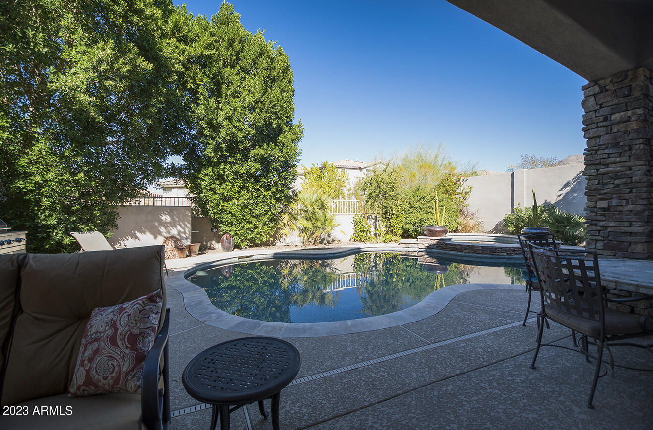 9912 E JASMINE Drive