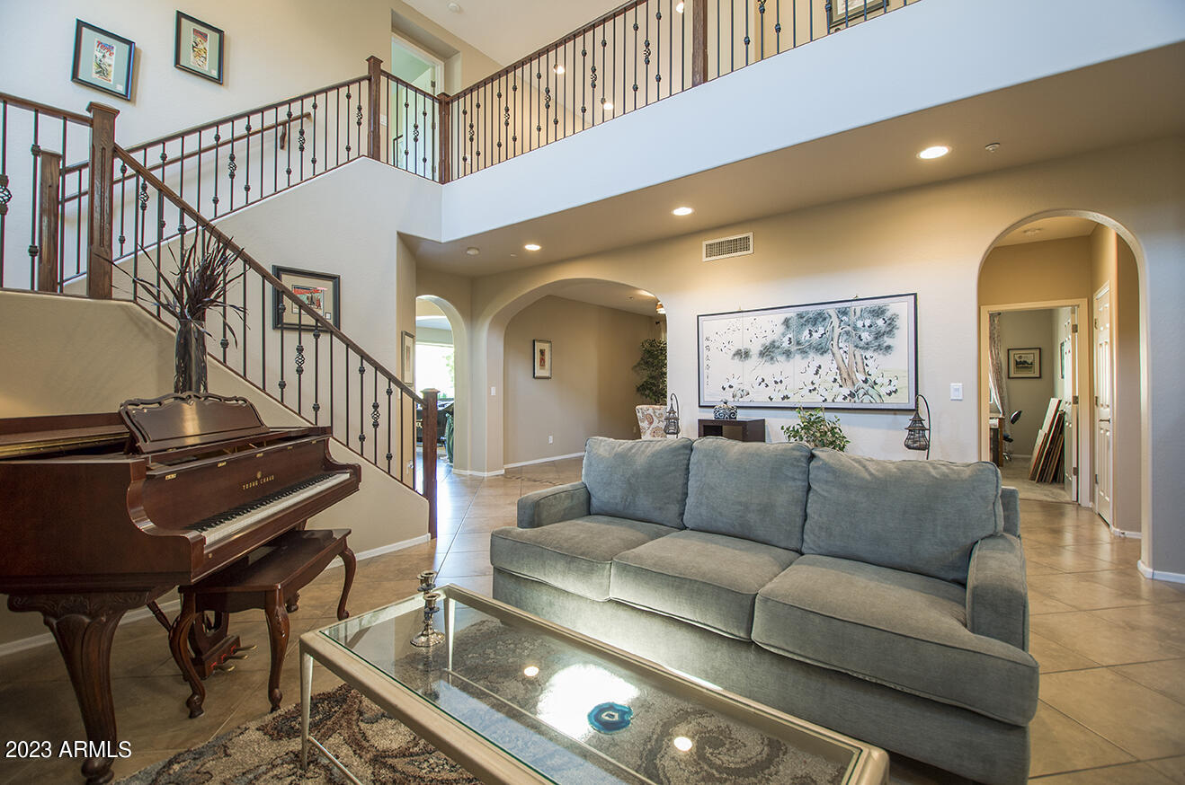 9912 E JASMINE Drive