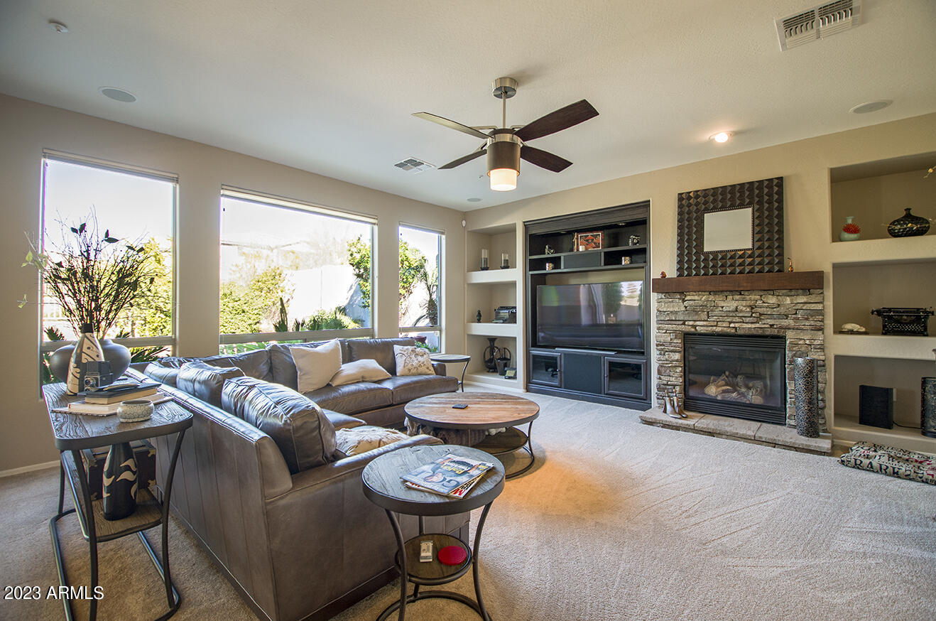 9912 E JASMINE Drive