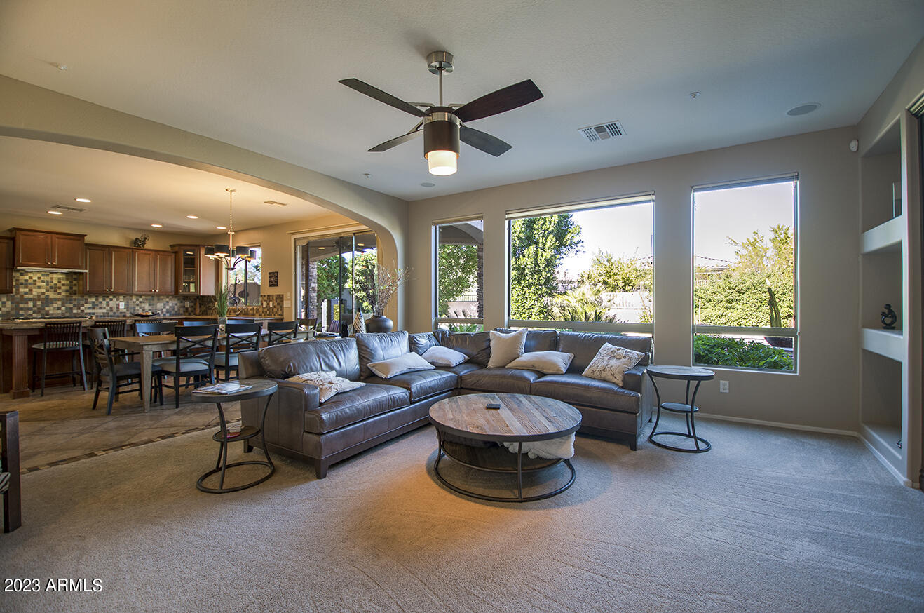 9912 E JASMINE Drive