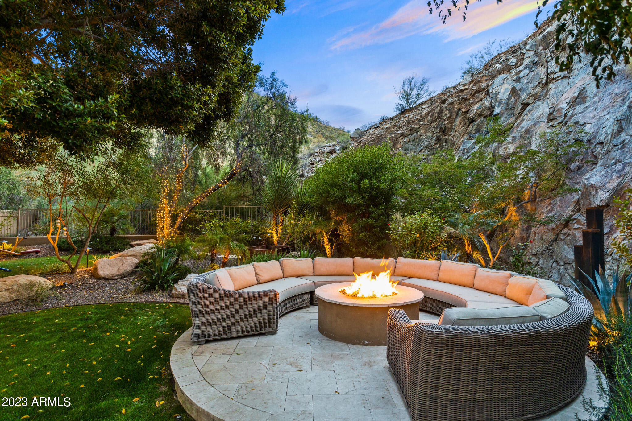 4401 E Mockingbird Lane