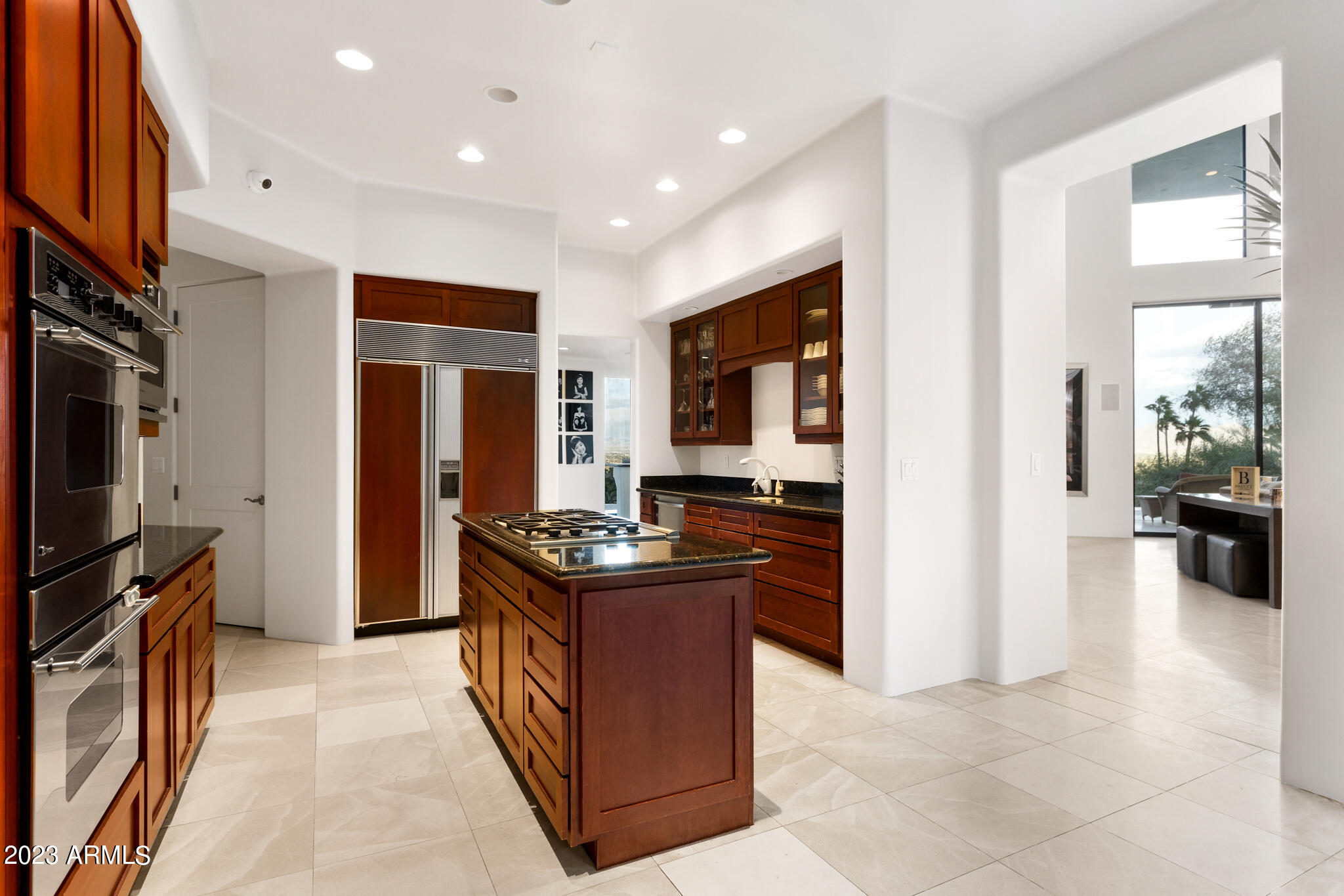 4401 E Mockingbird Lane