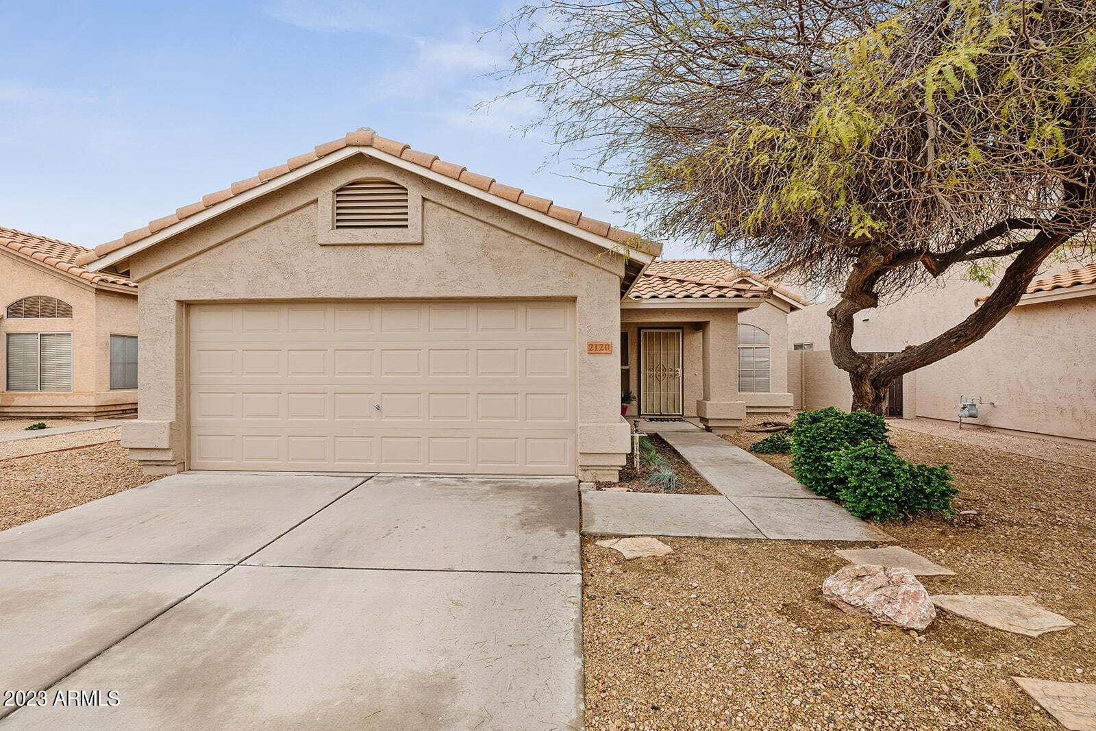 2120 S COMANCHE Drive