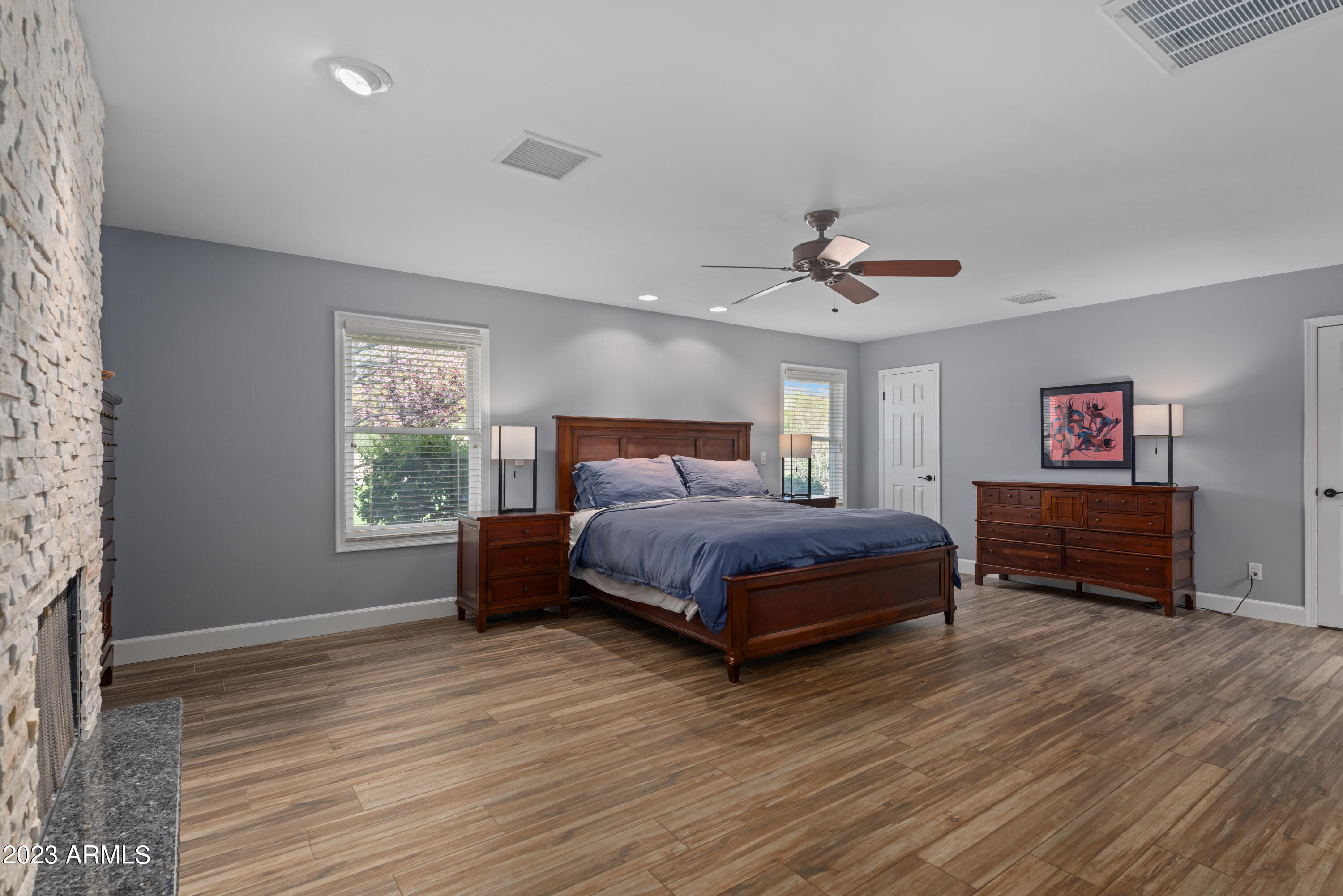 4885 E CALLE DEL MEDIO --