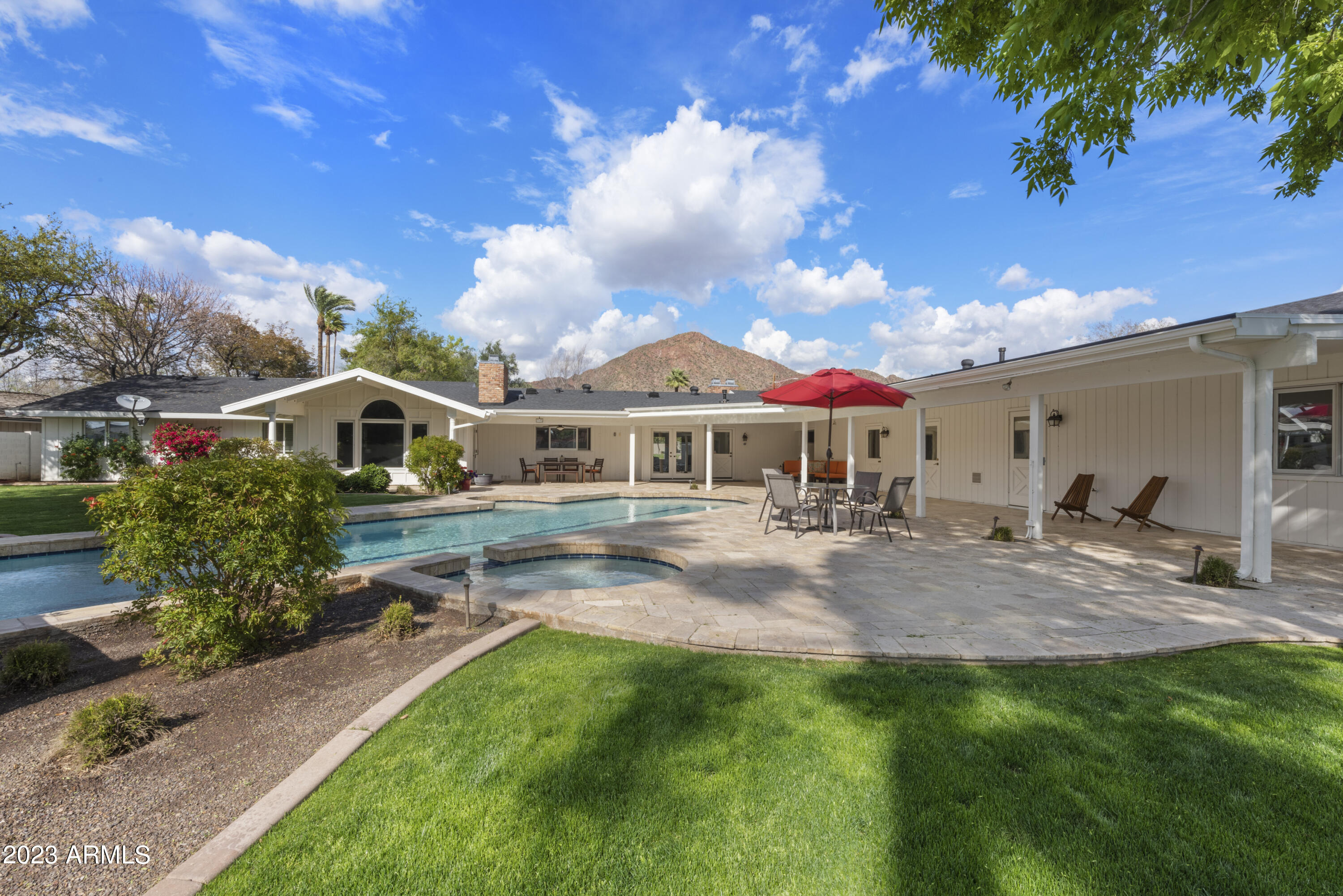 4885 E CALLE DEL MEDIO --