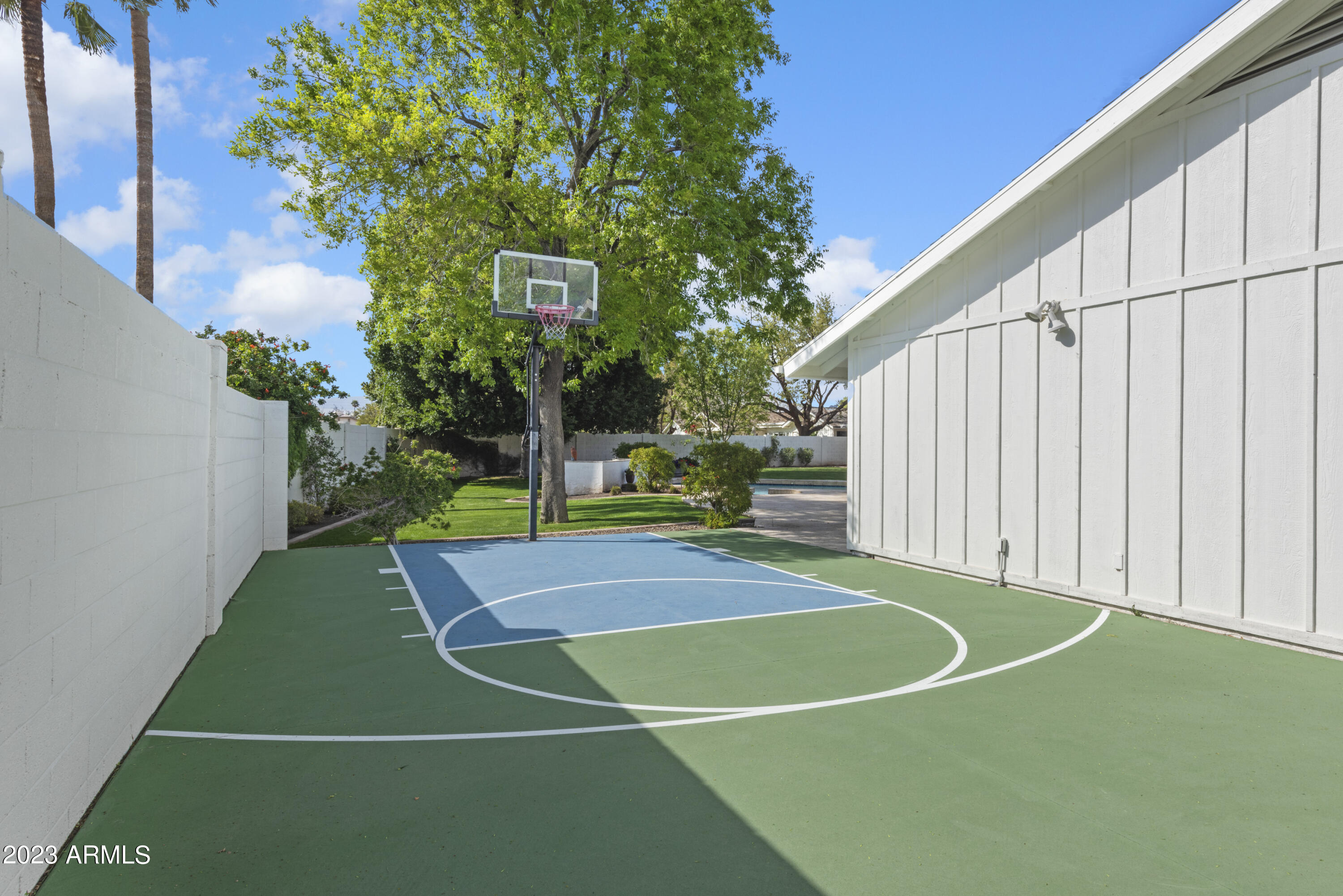 4885 E CALLE DEL MEDIO --