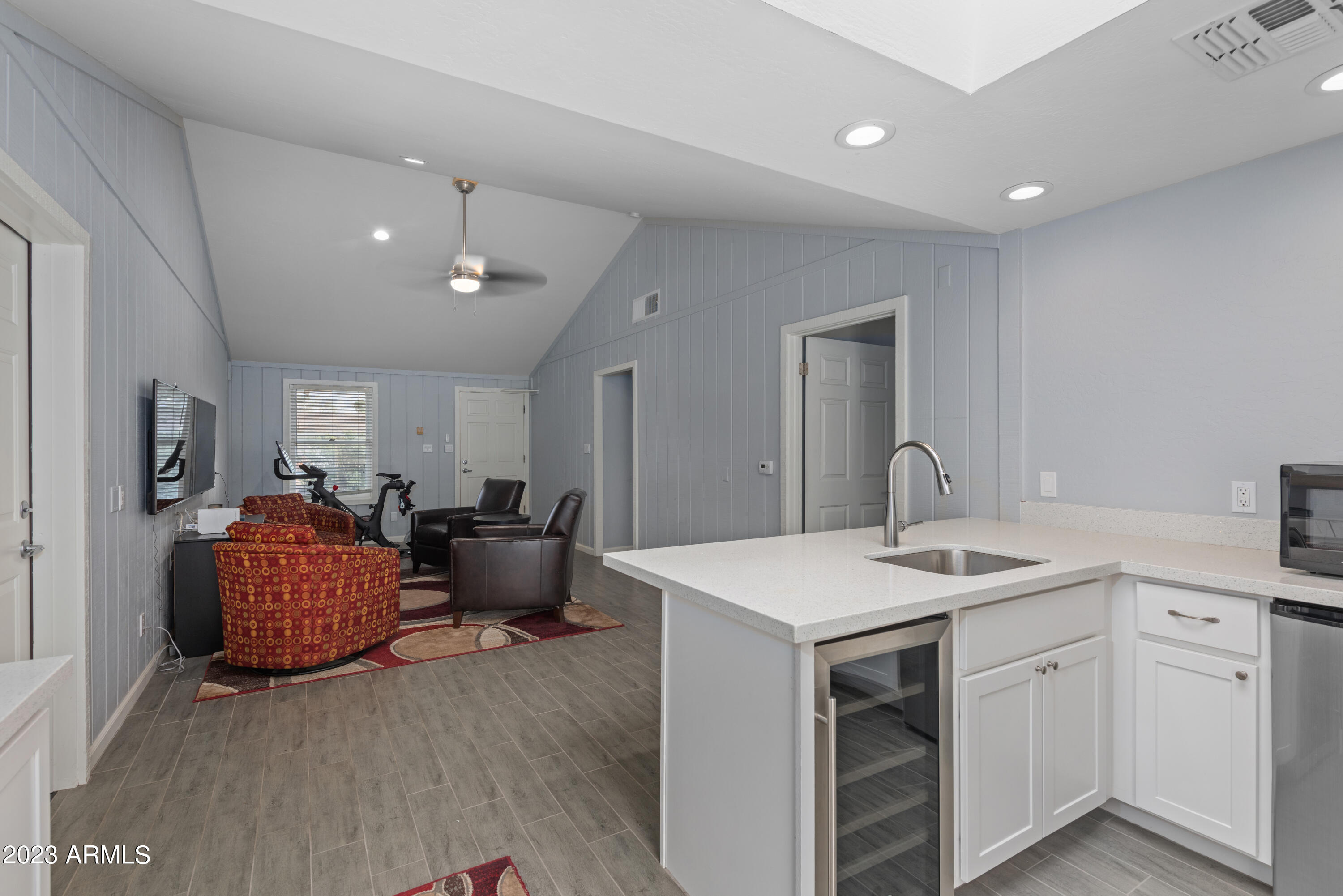 4885 E CALLE DEL MEDIO --