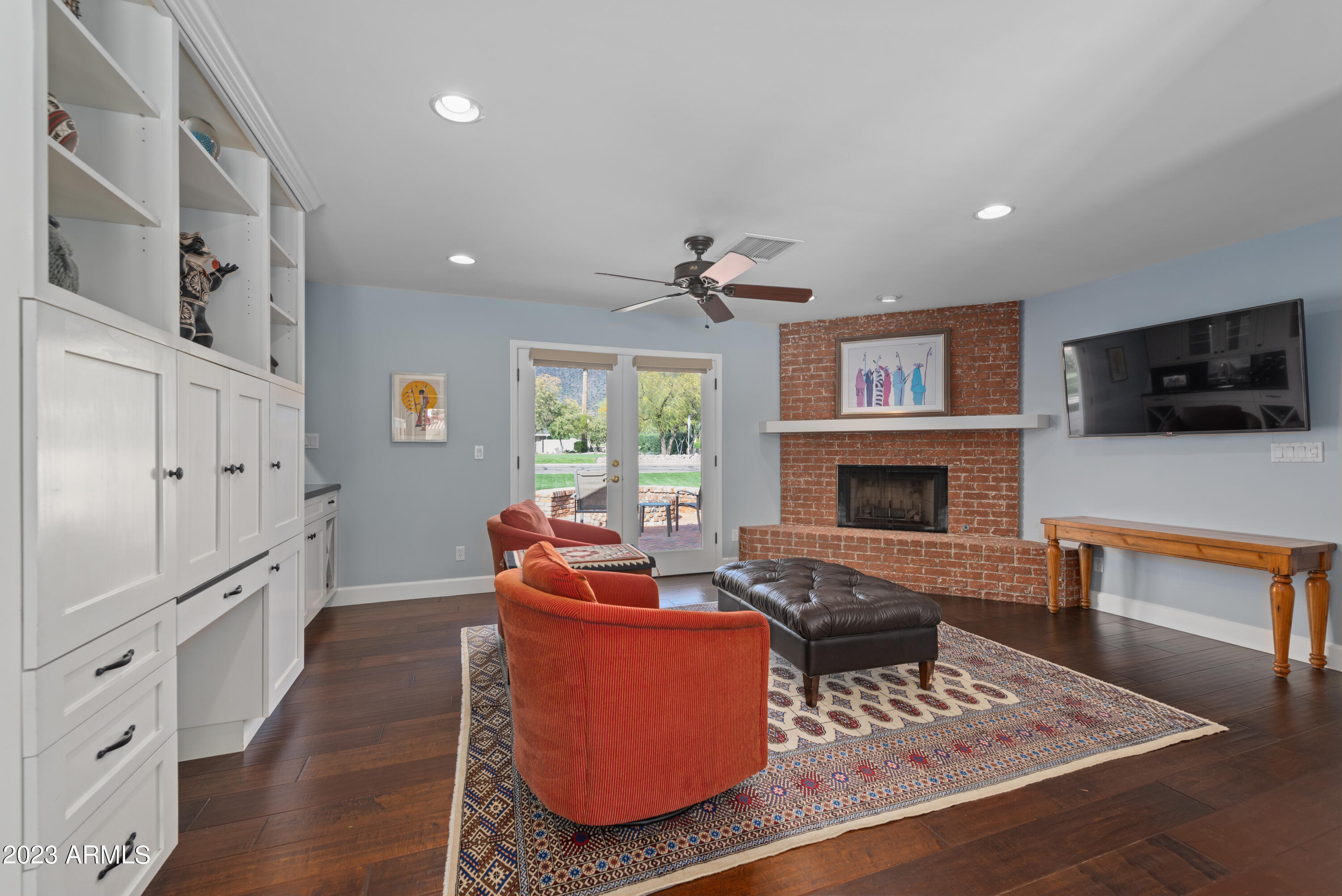 4885 E CALLE DEL MEDIO --