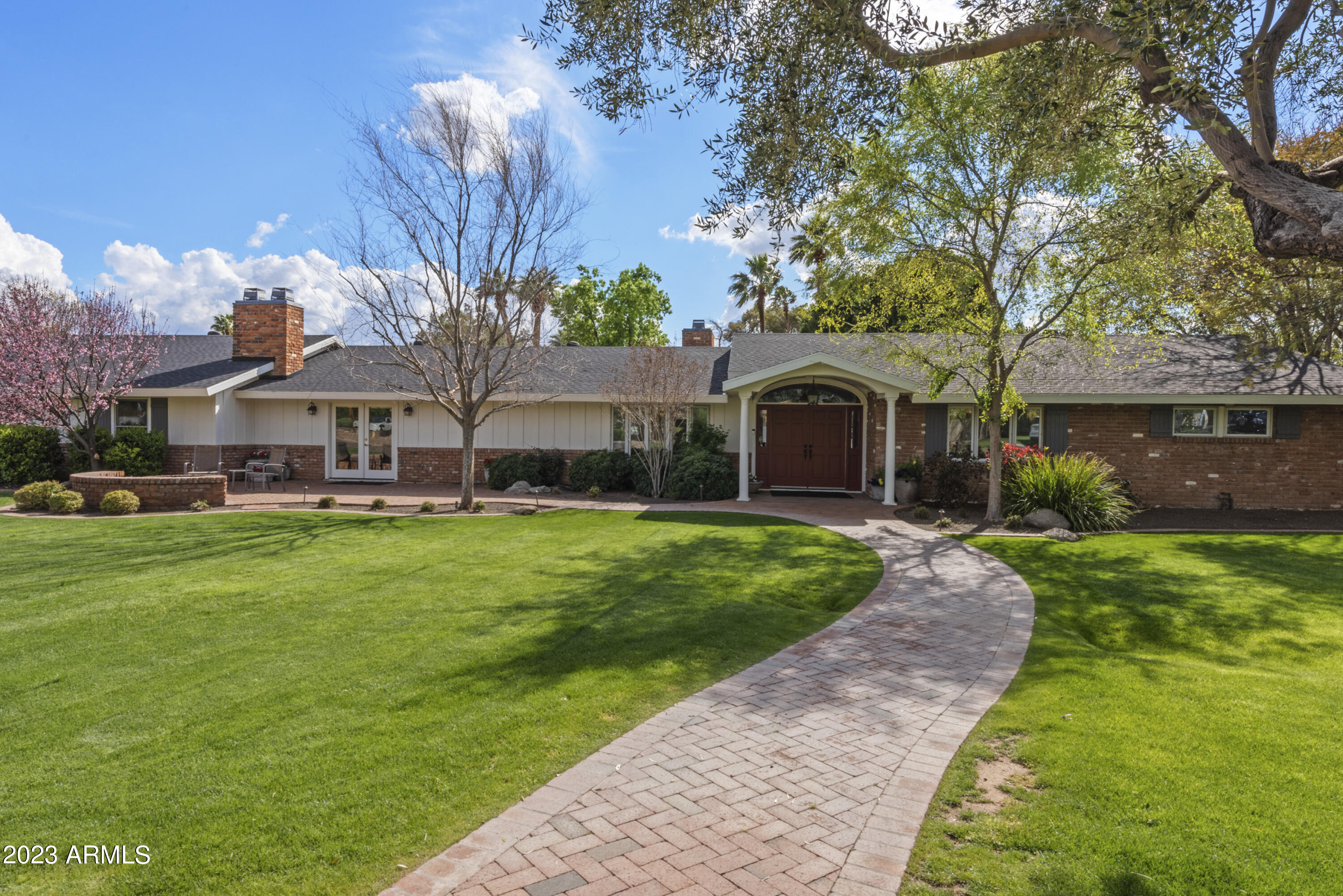 4885 E CALLE DEL MEDIO --