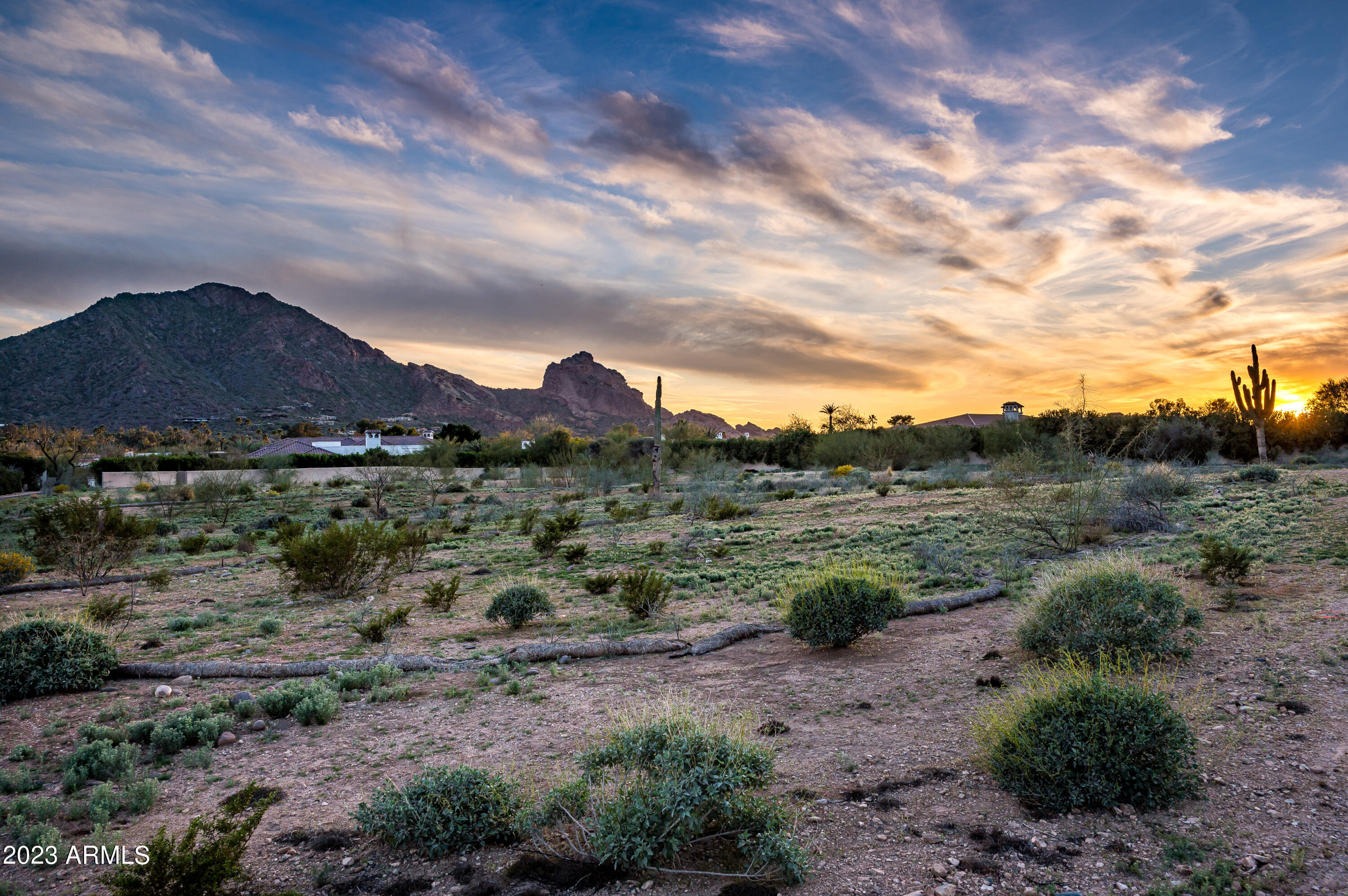 6145 E CACTUS WREN Road Unit: -