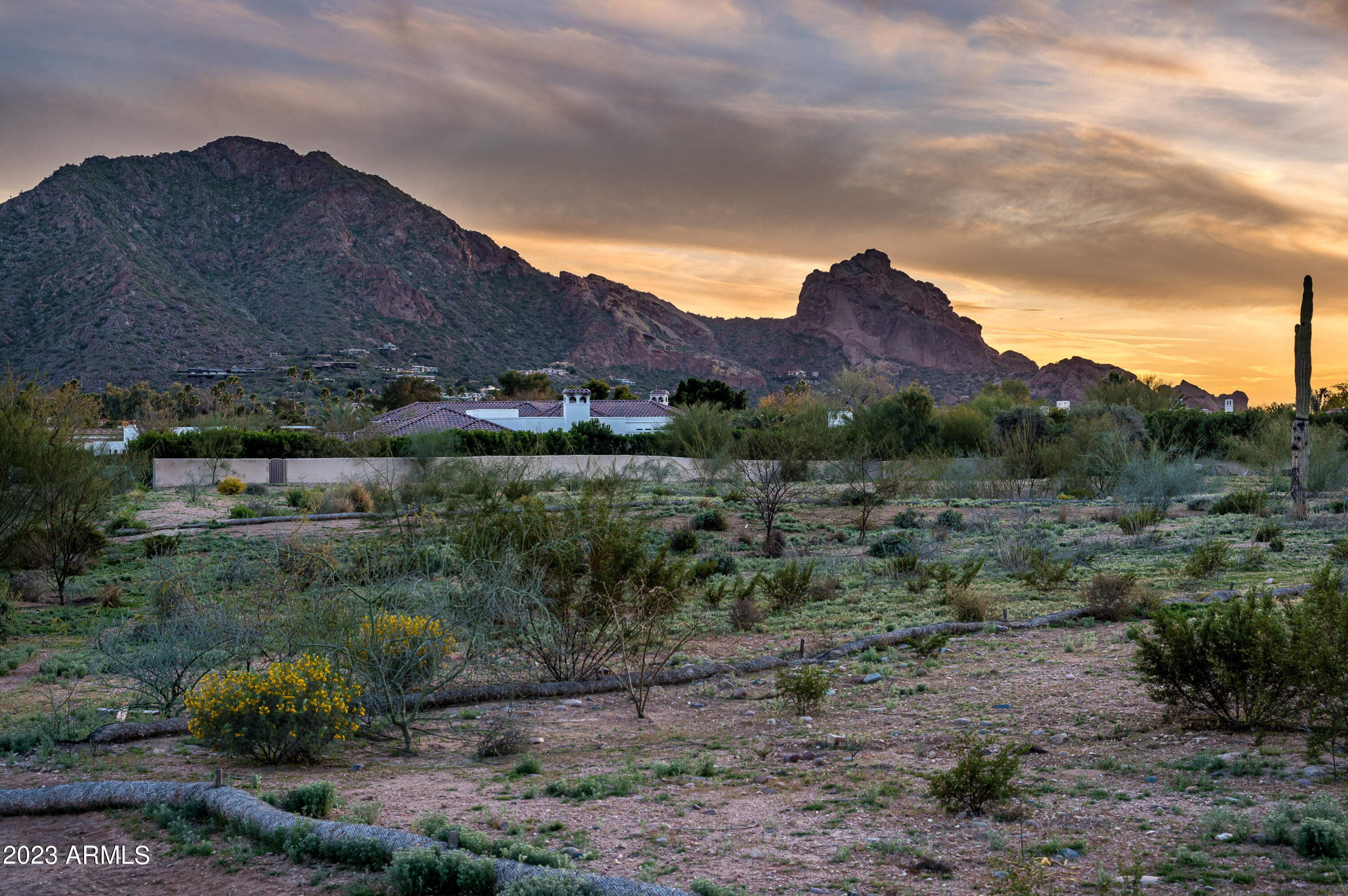 6145 E CACTUS WREN Road Unit: -