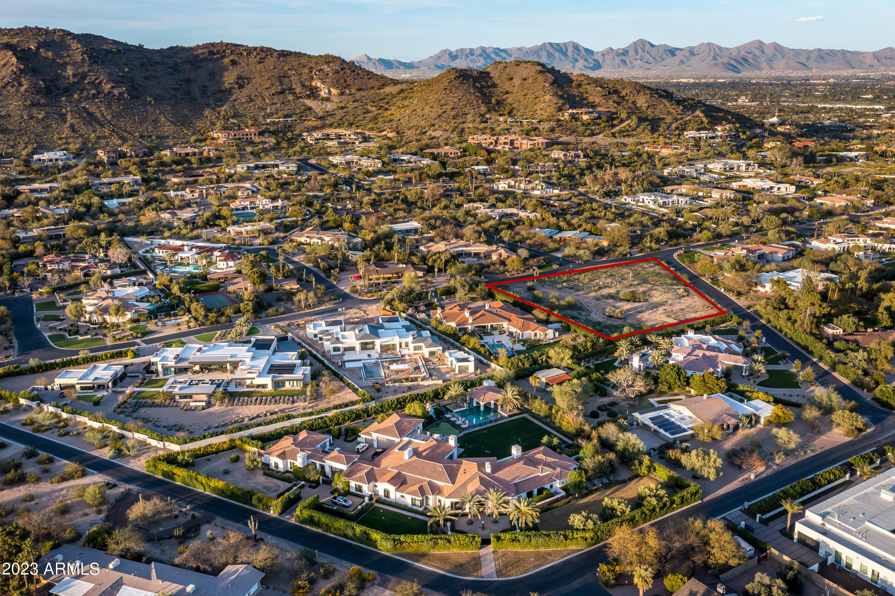 6145 E CACTUS WREN Road Unit: -