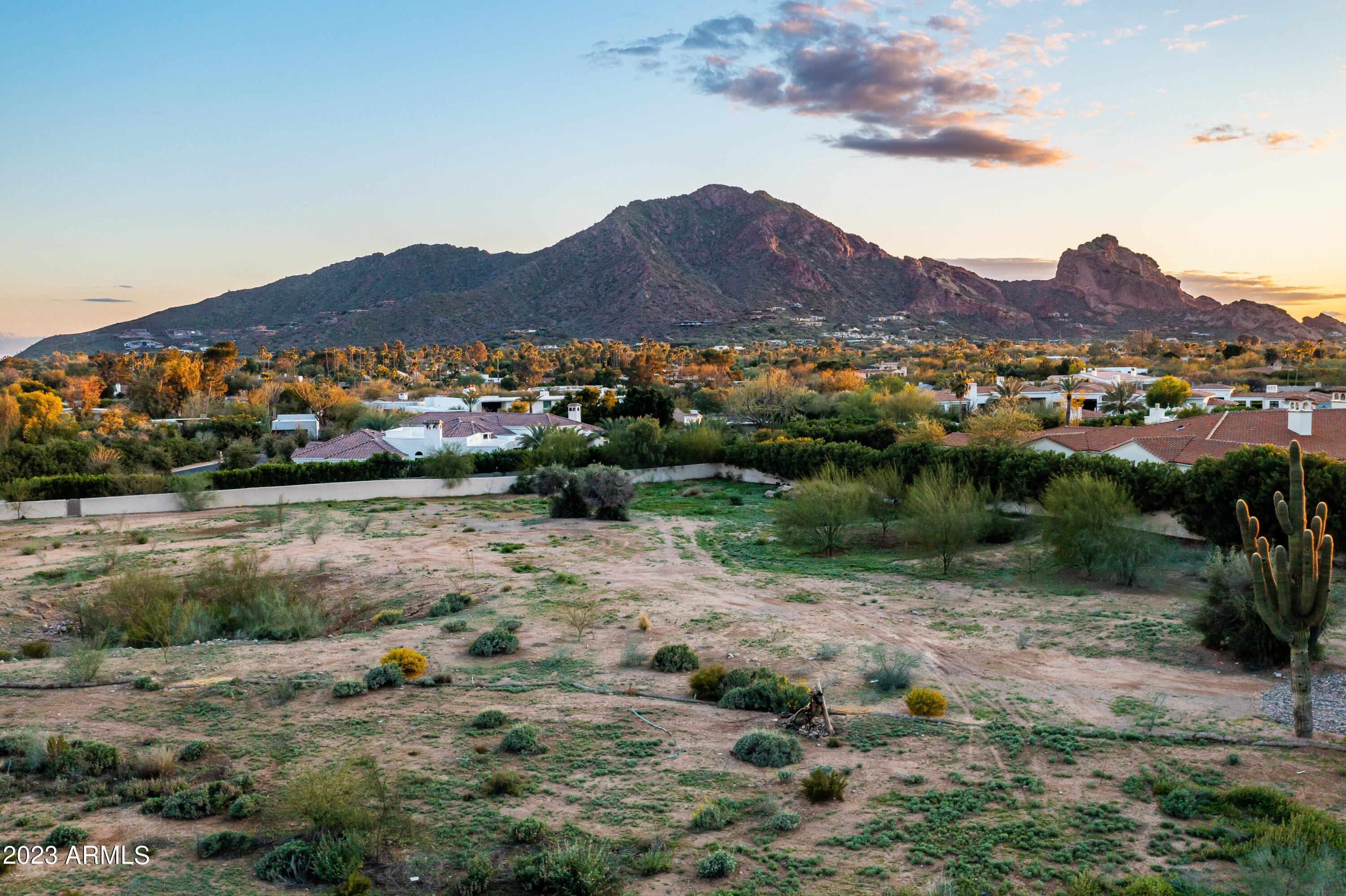 6145 E CACTUS WREN Road Unit: -