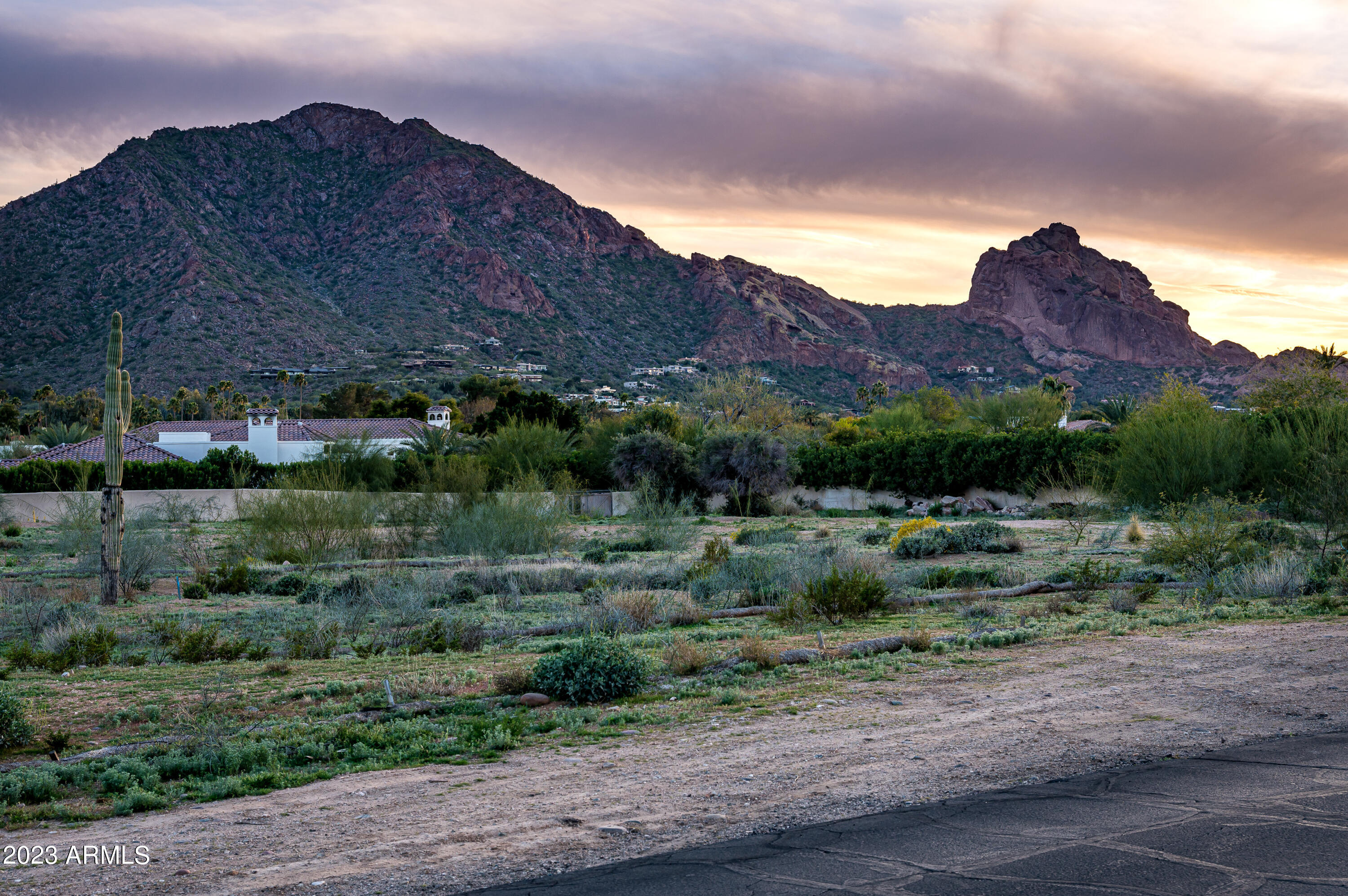 6145 E CACTUS WREN Road Unit: -