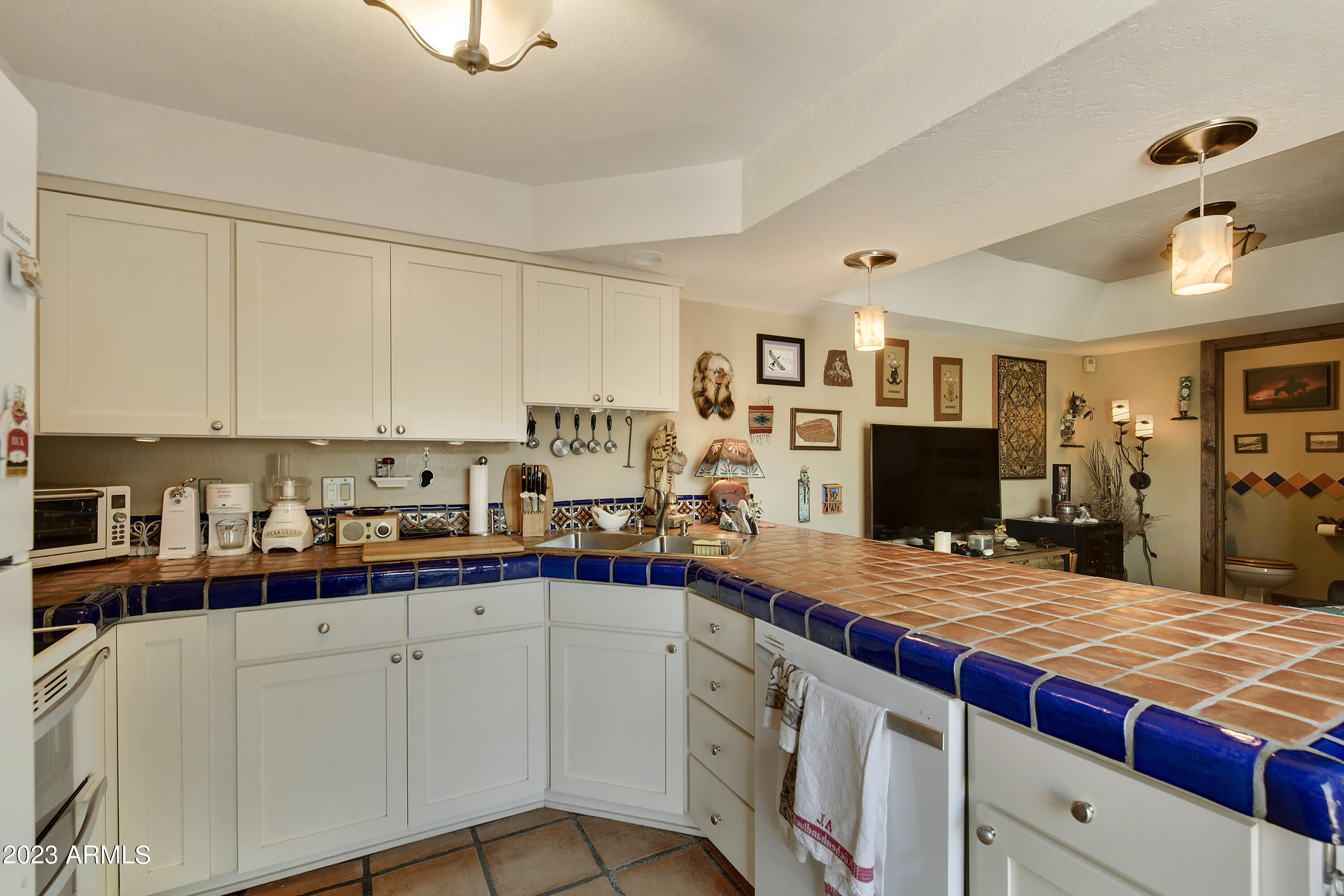 7220 E MARY SHARON Drive Unit: 152