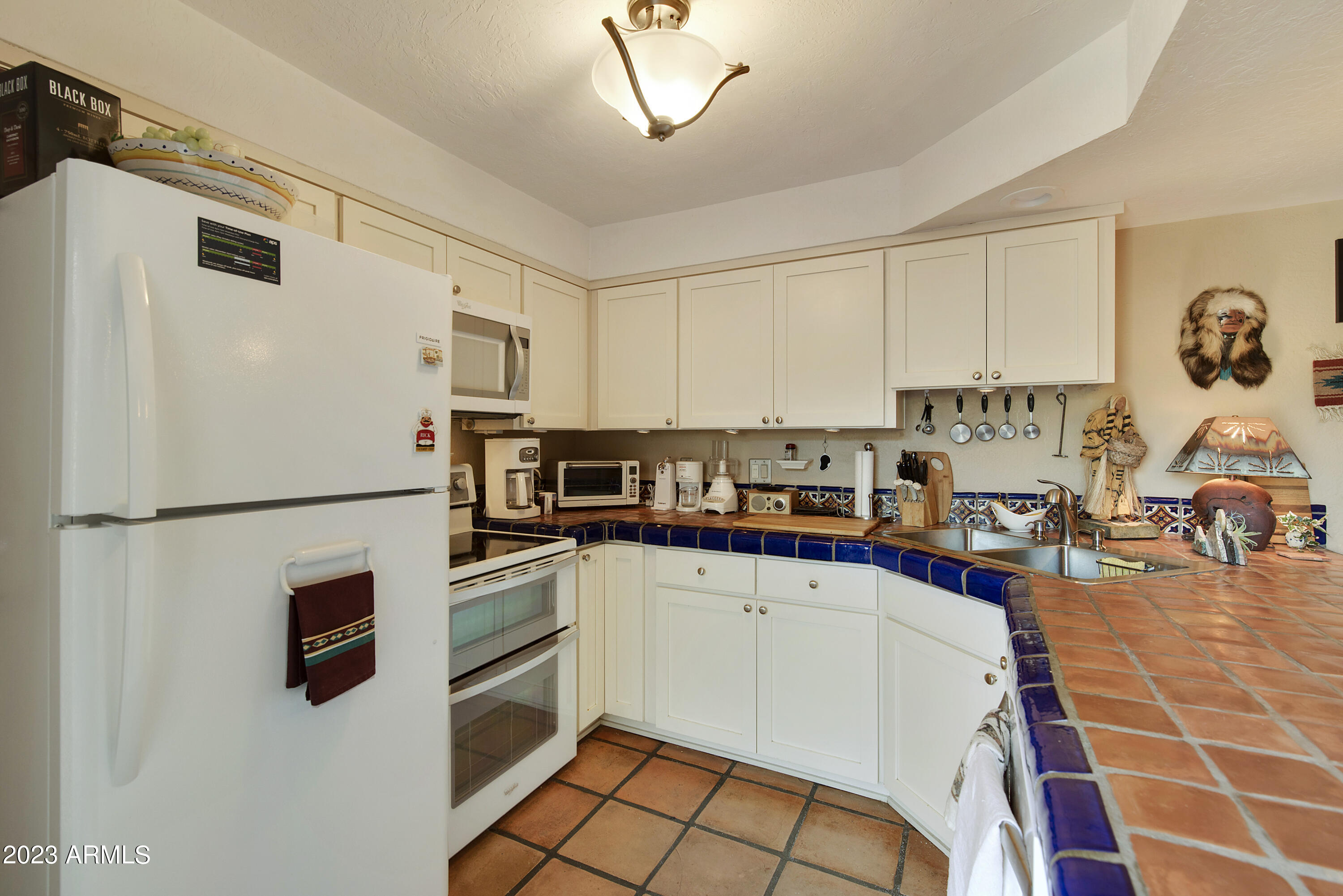7220 E MARY SHARON Drive Unit: 152