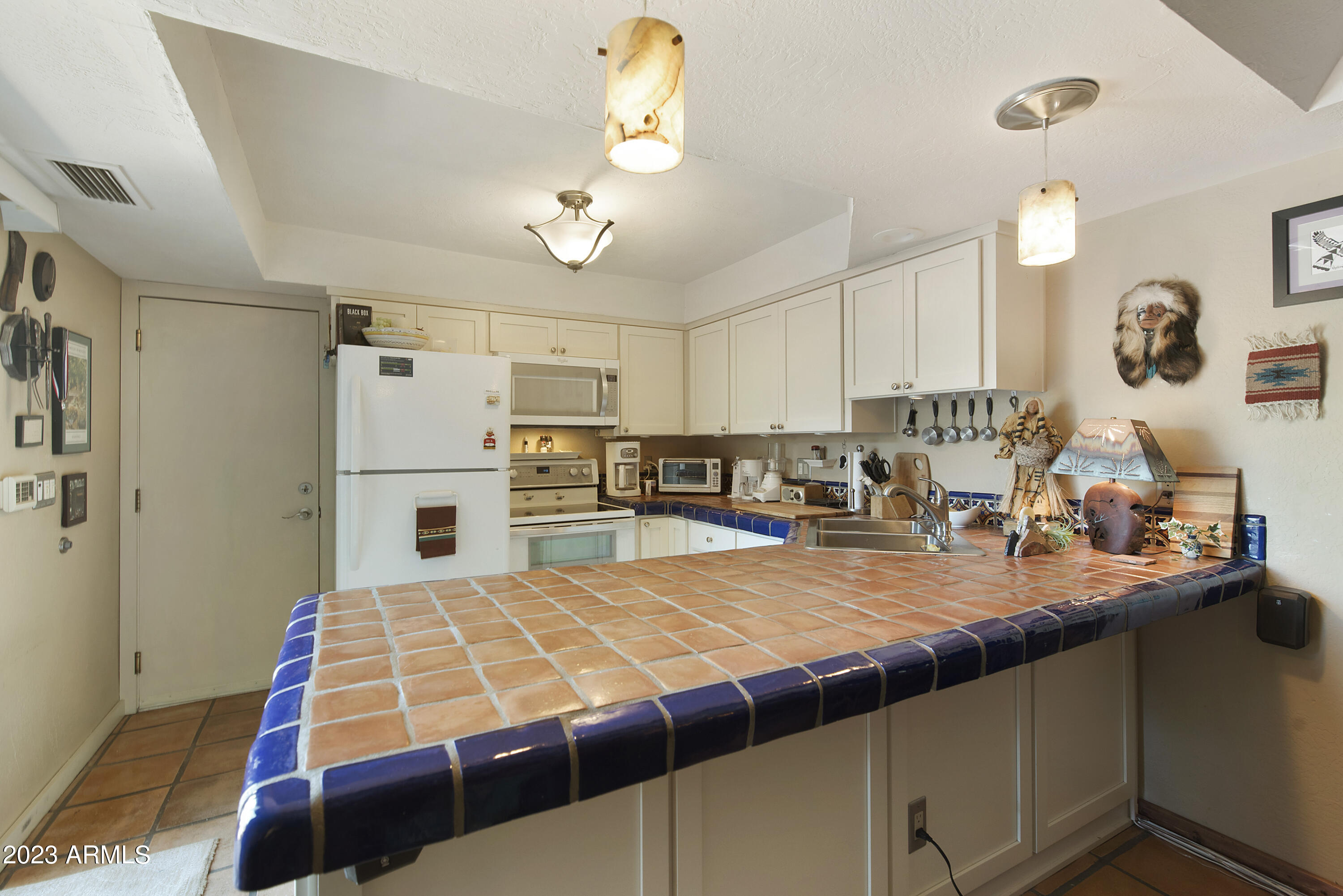 7220 E MARY SHARON Drive Unit: 152