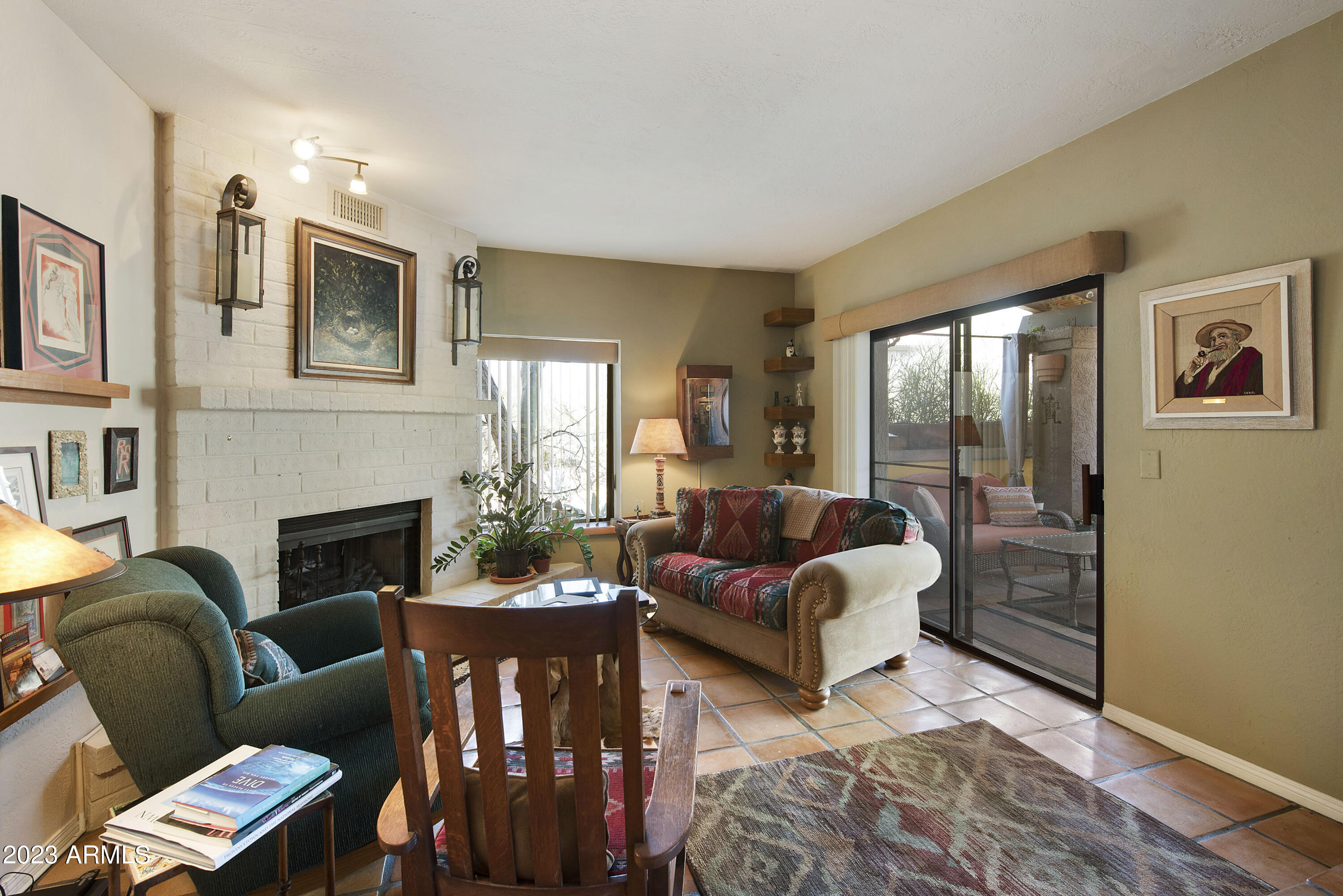 7220 E MARY SHARON Drive Unit: 152